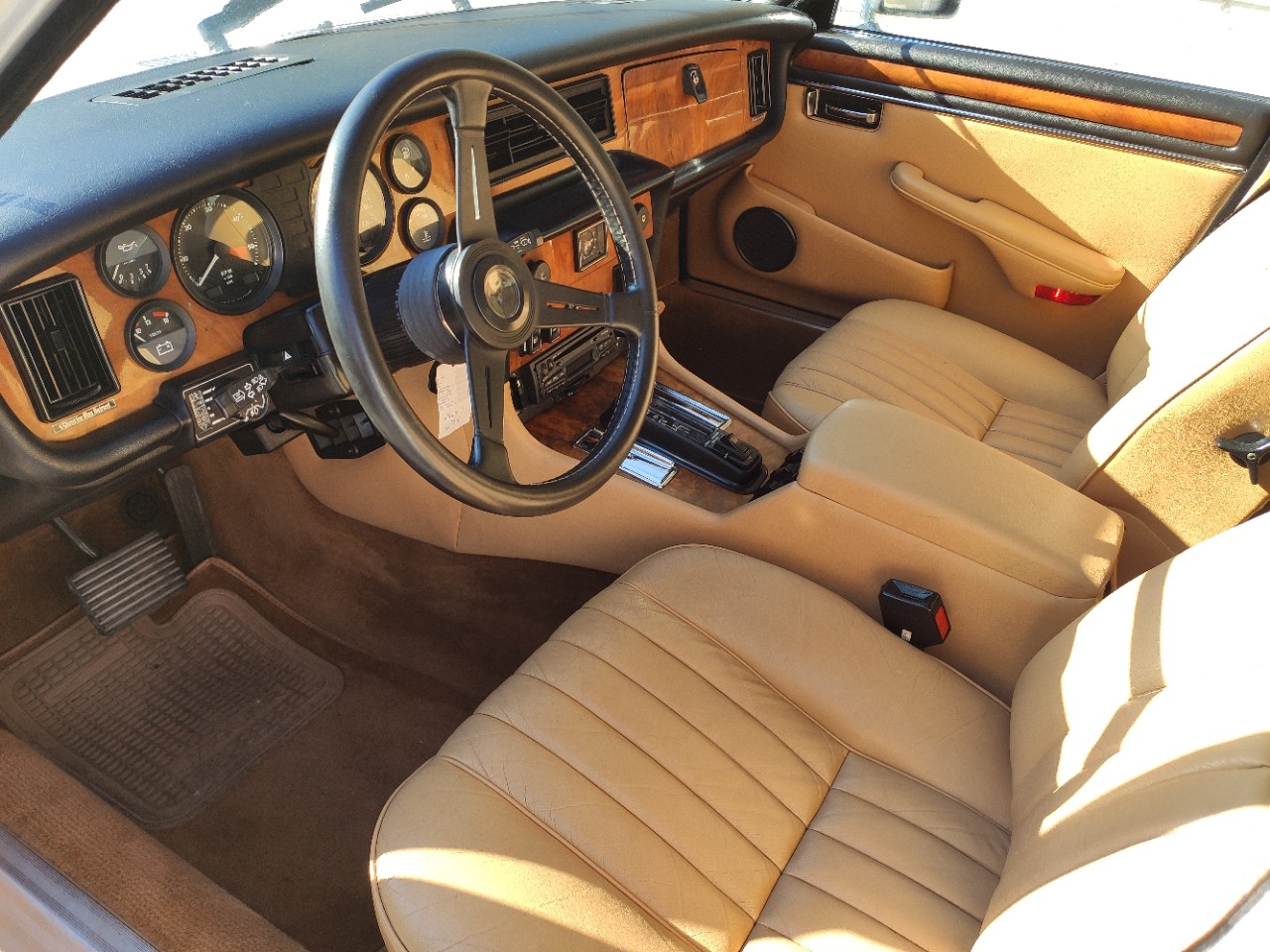 JAGUAR 4.2 Sovereign-image-5