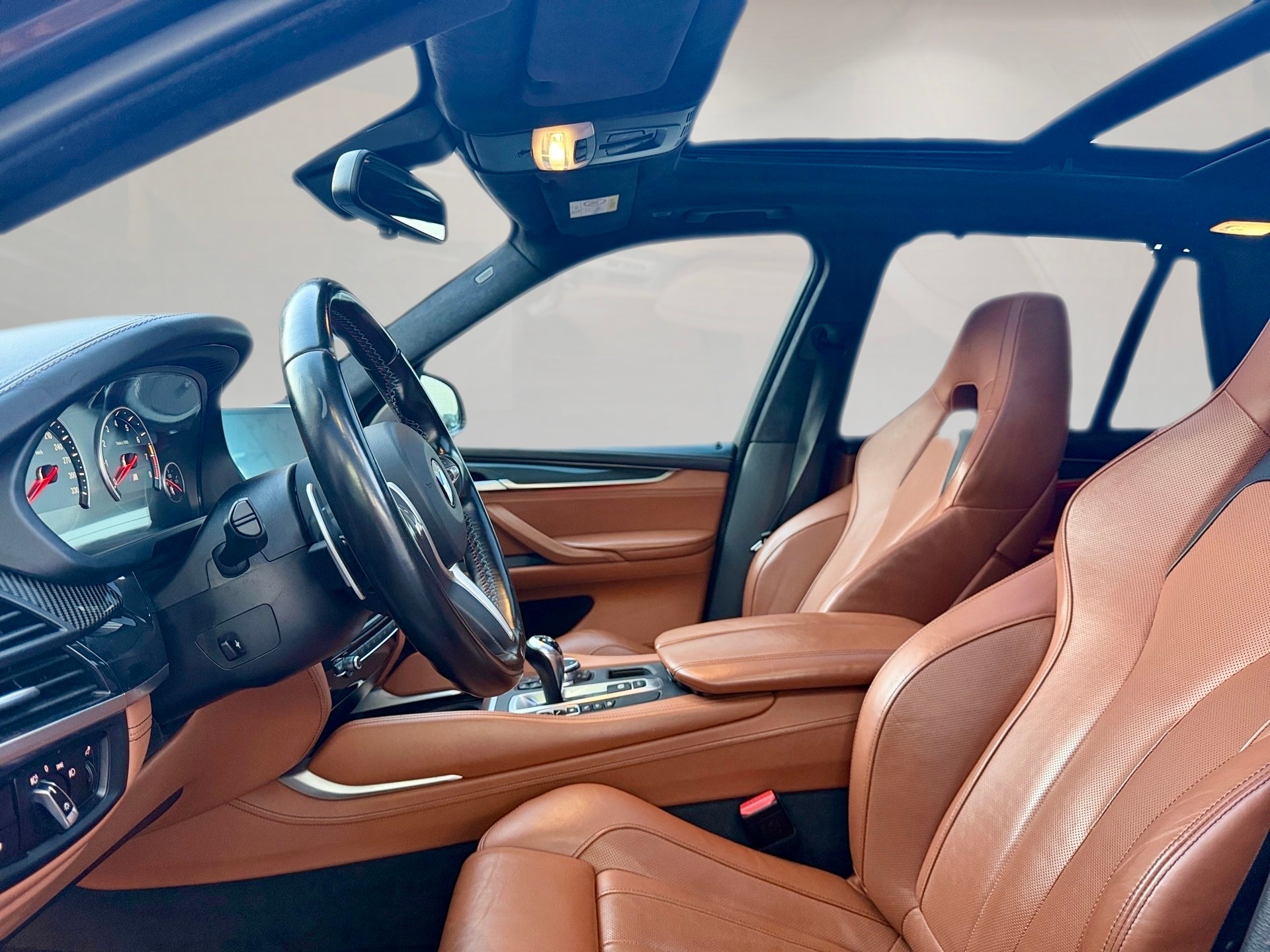 BMW X5M Steptronic-image-10