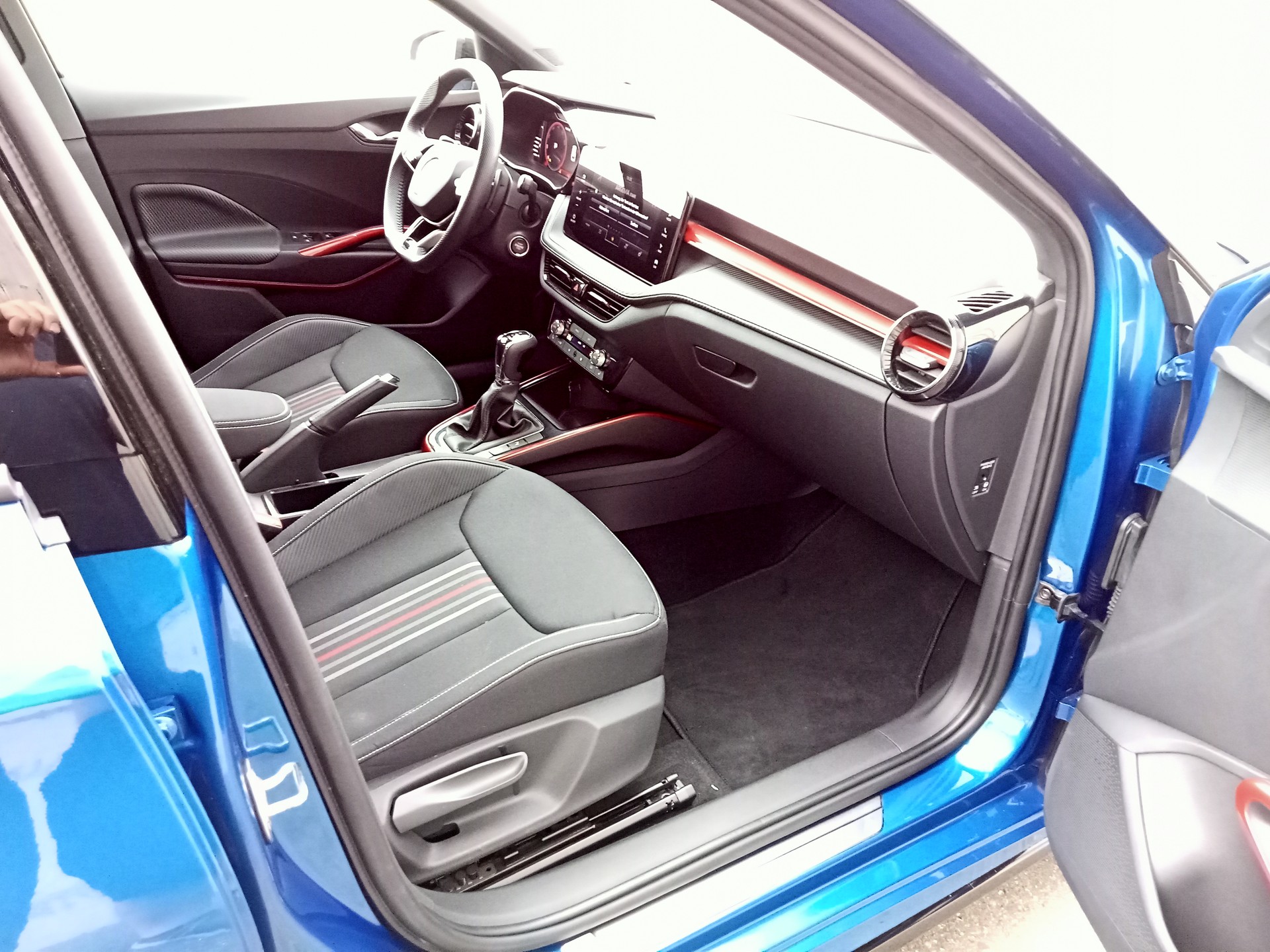 SKODA Fabia 1.5 TSI Monte Carlo DSG-image-11