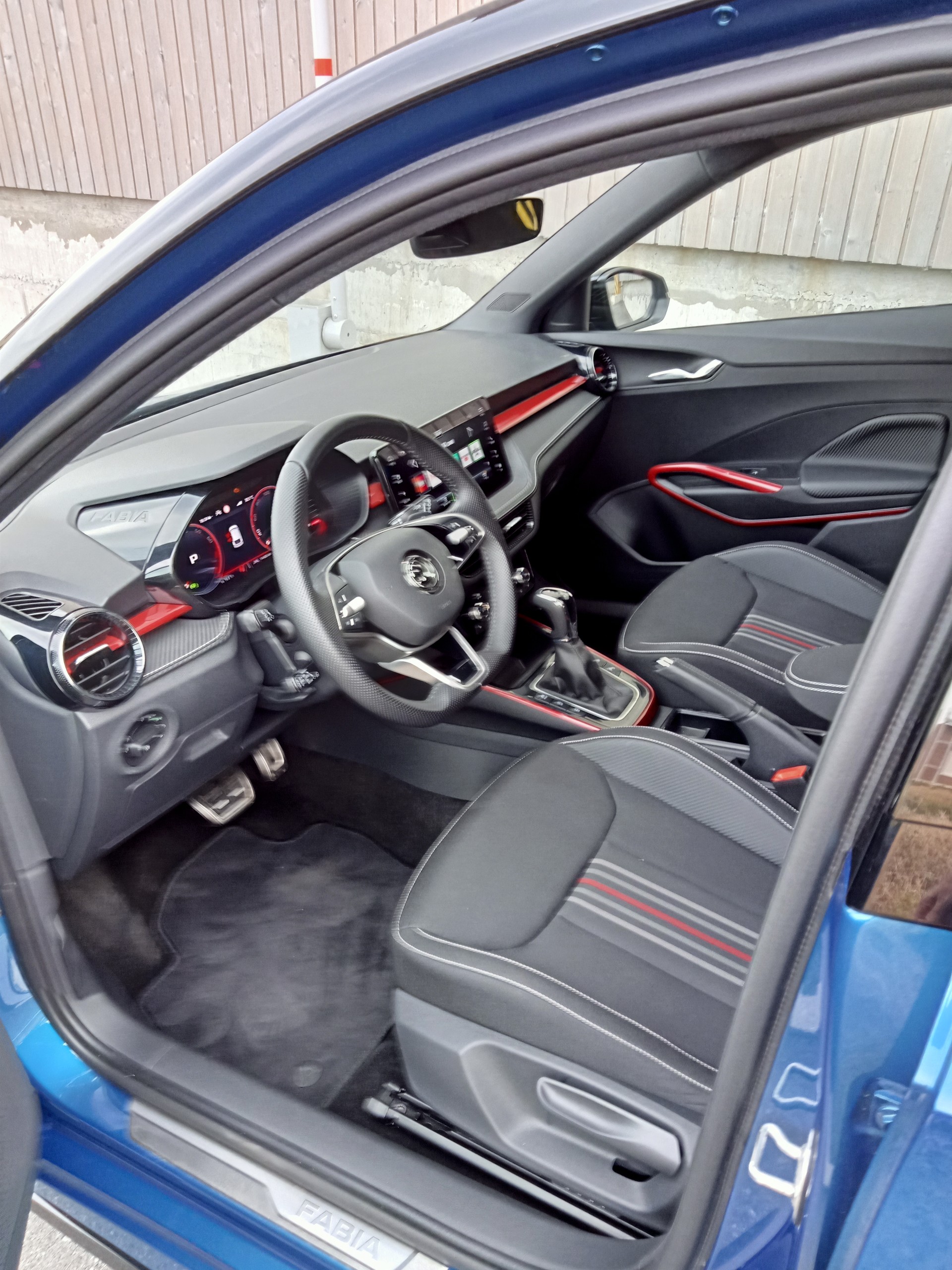 SKODA Fabia 1.5 TSI Monte Carlo DSG-image-8