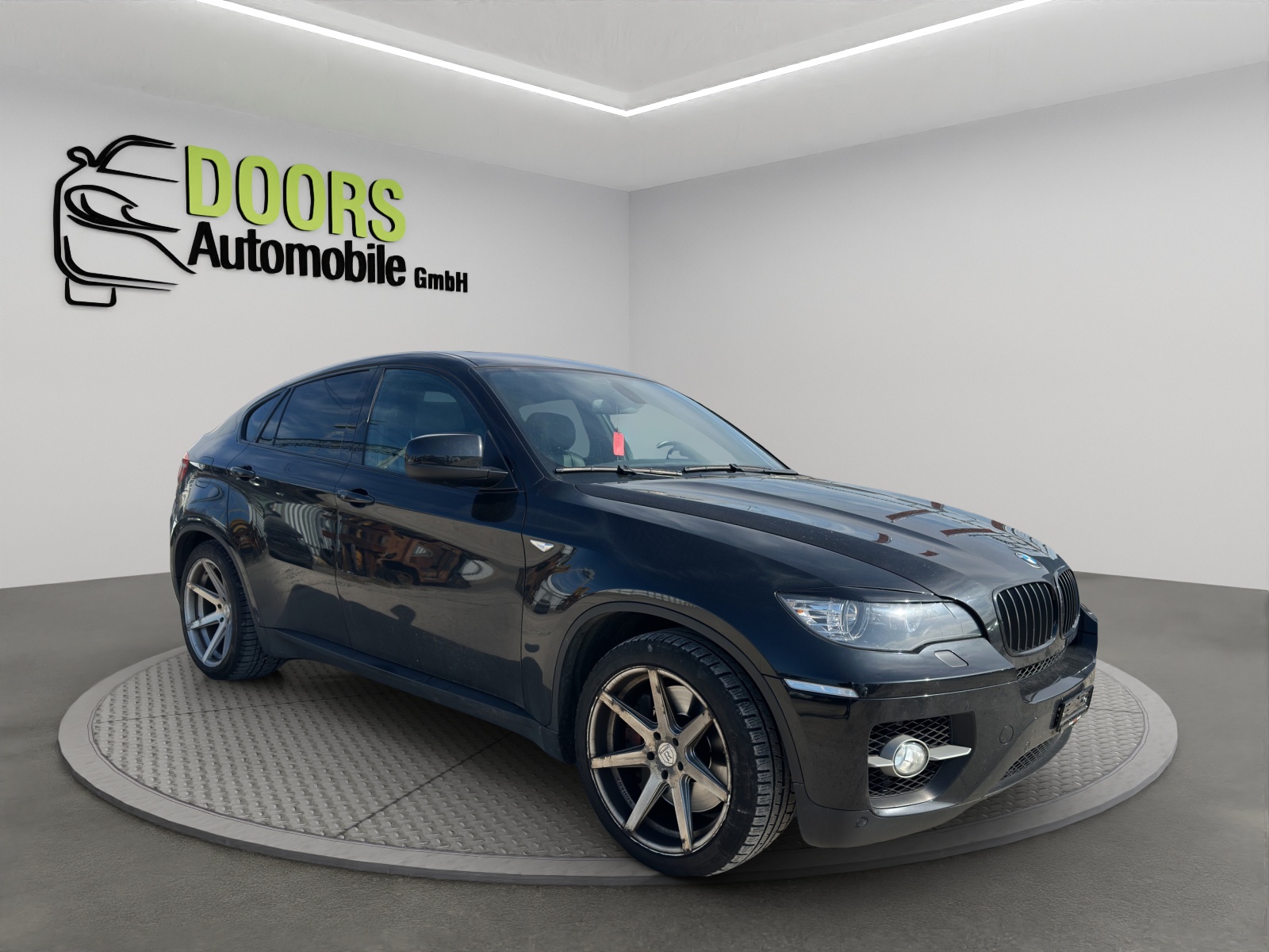 BMW X6 xDrive 50i Steptronic-image-0