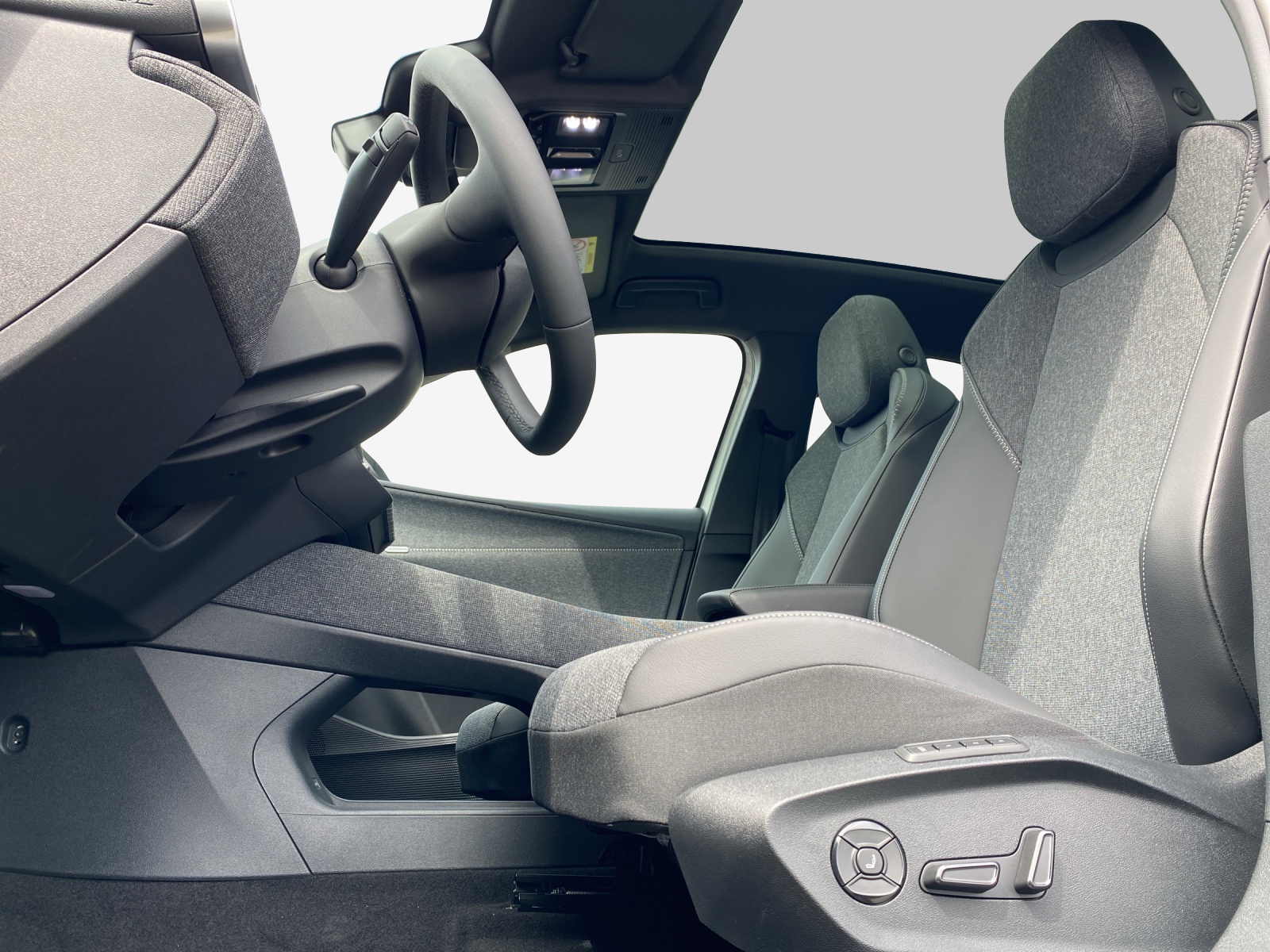 VW ID.Polo 52 kWh Style Edition One Plus-image-7