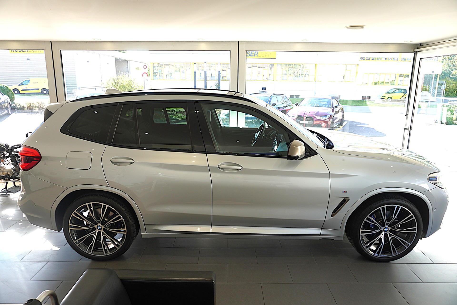 BMW X3 xDrive M40i Steptronic-showroom-element-3