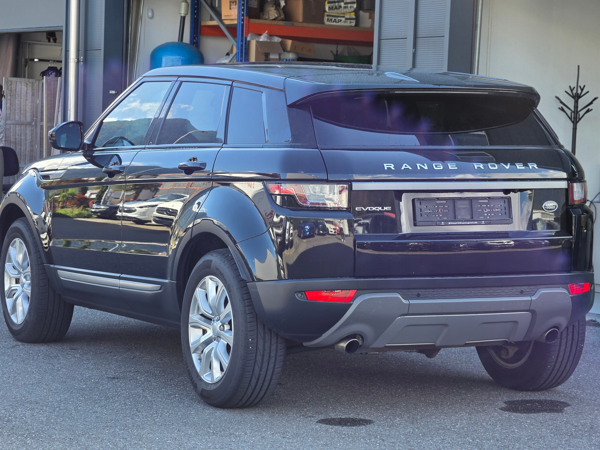 LAND ROVER Range Rover Evoque 2.0 Si4 HSE Dynamic AT9-image-4