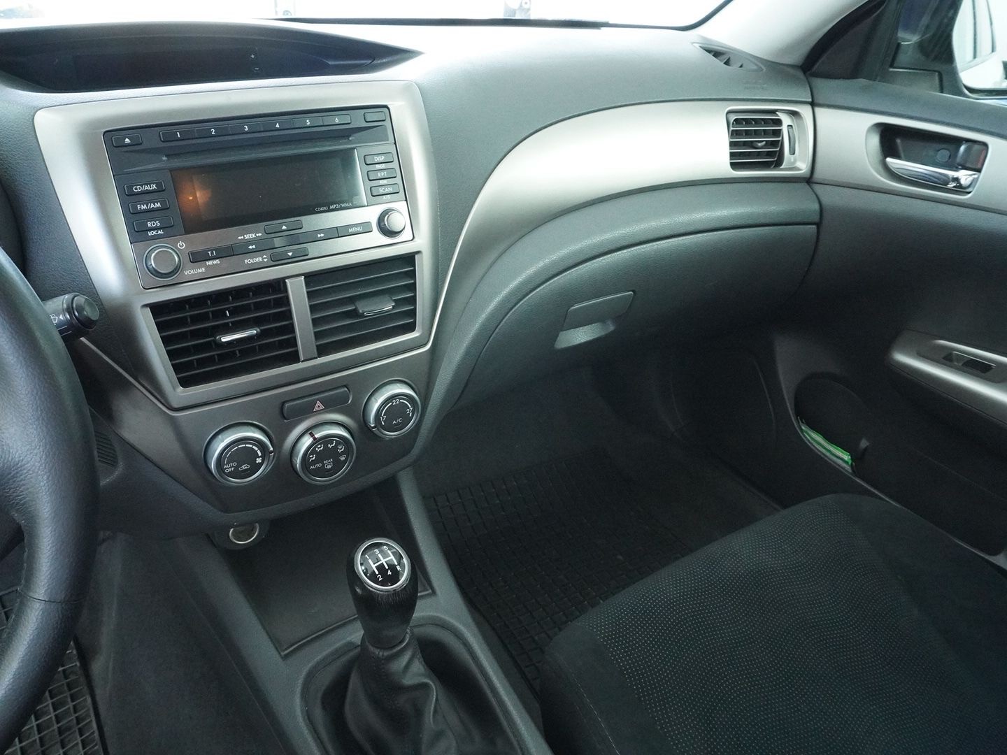 SUBARU Impreza 1.5R Swiss-image-6