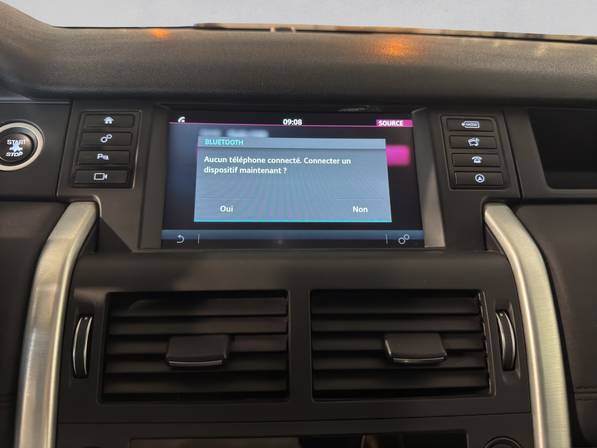 LAND ROVER Discovery Sport 2.0 Si4 HSE Luxury AT9-image-22
