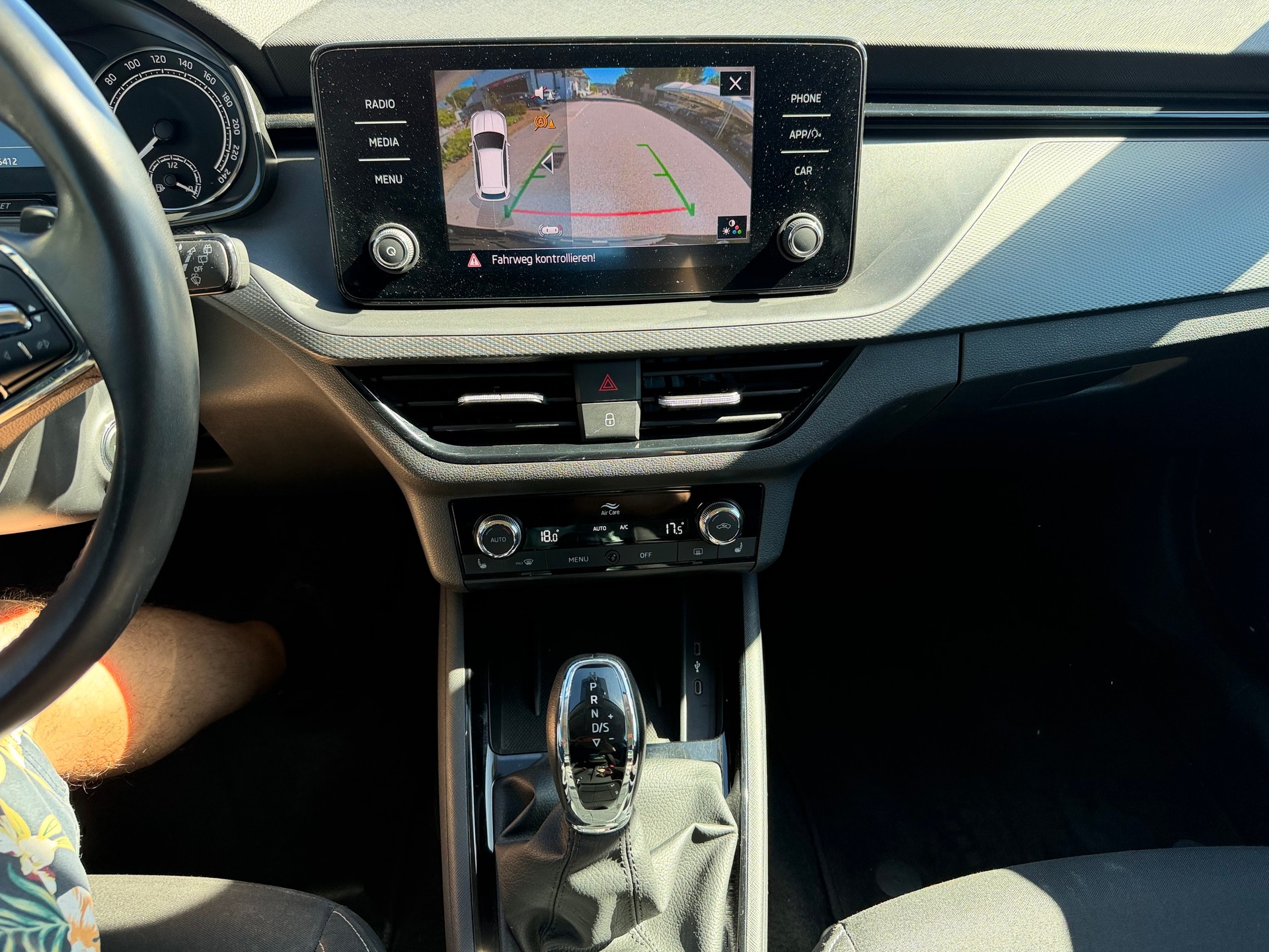 SKODA Kamiq 1.0 TSI Ambition DSG-image-9