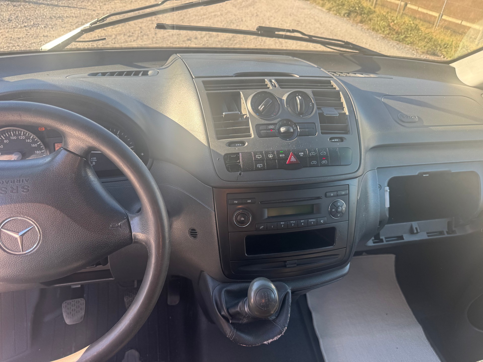 MERCEDES-BENZ Vito 113 CDI Blue Efficiency L-image-9