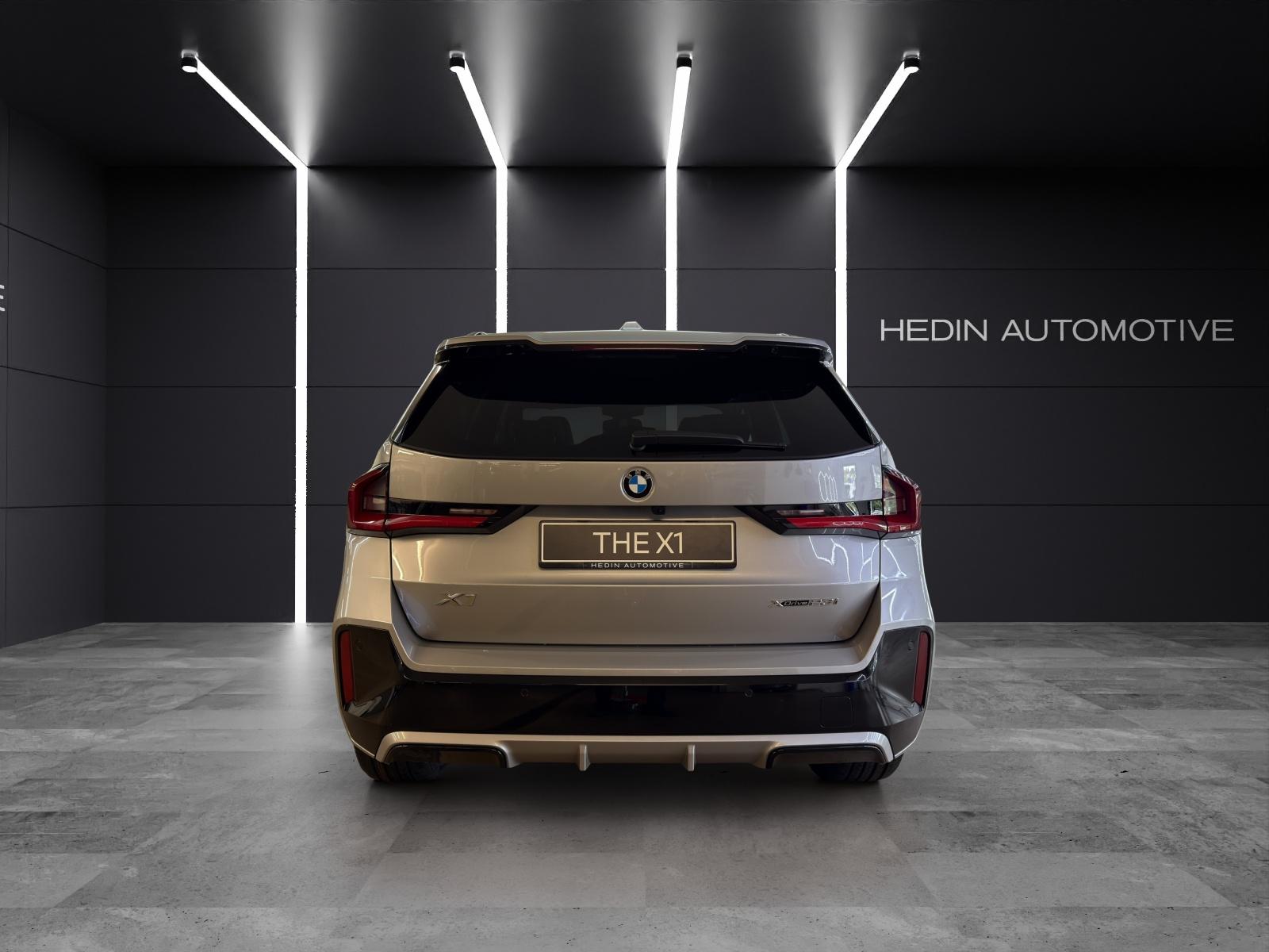 BMW X1 U11 23i xDrive-image-3