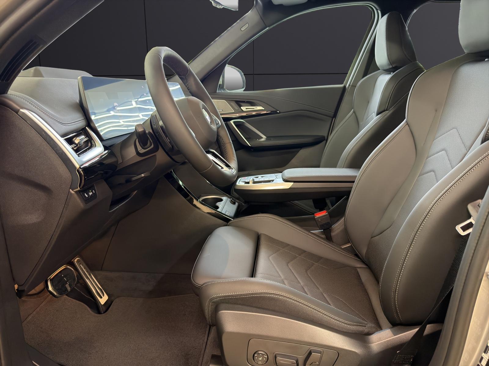 BMW X1 U11 23i xDrive-image-10