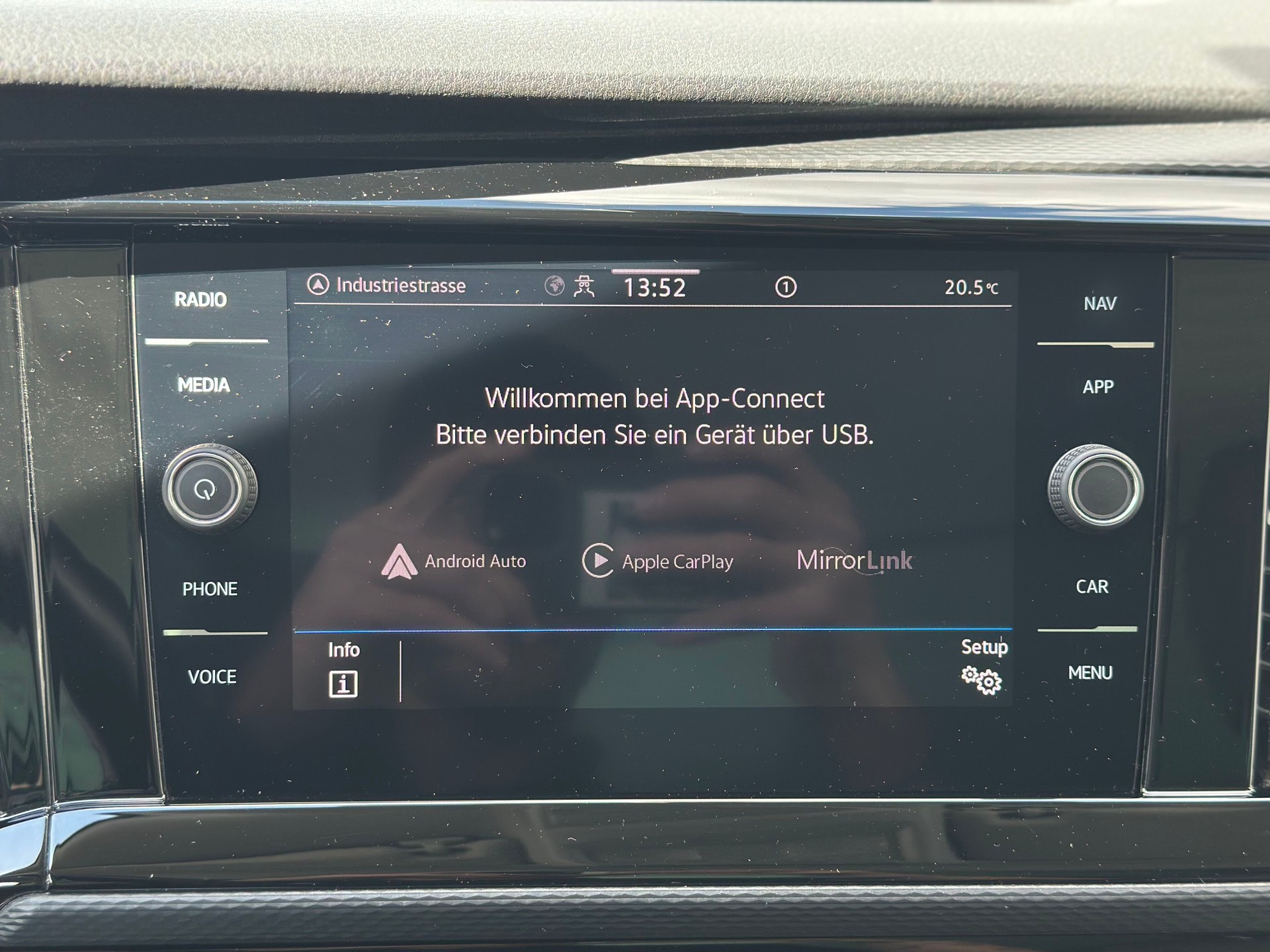 VW T6.1 California 2.0 TDI Ocean 4Motion DSG-image-12