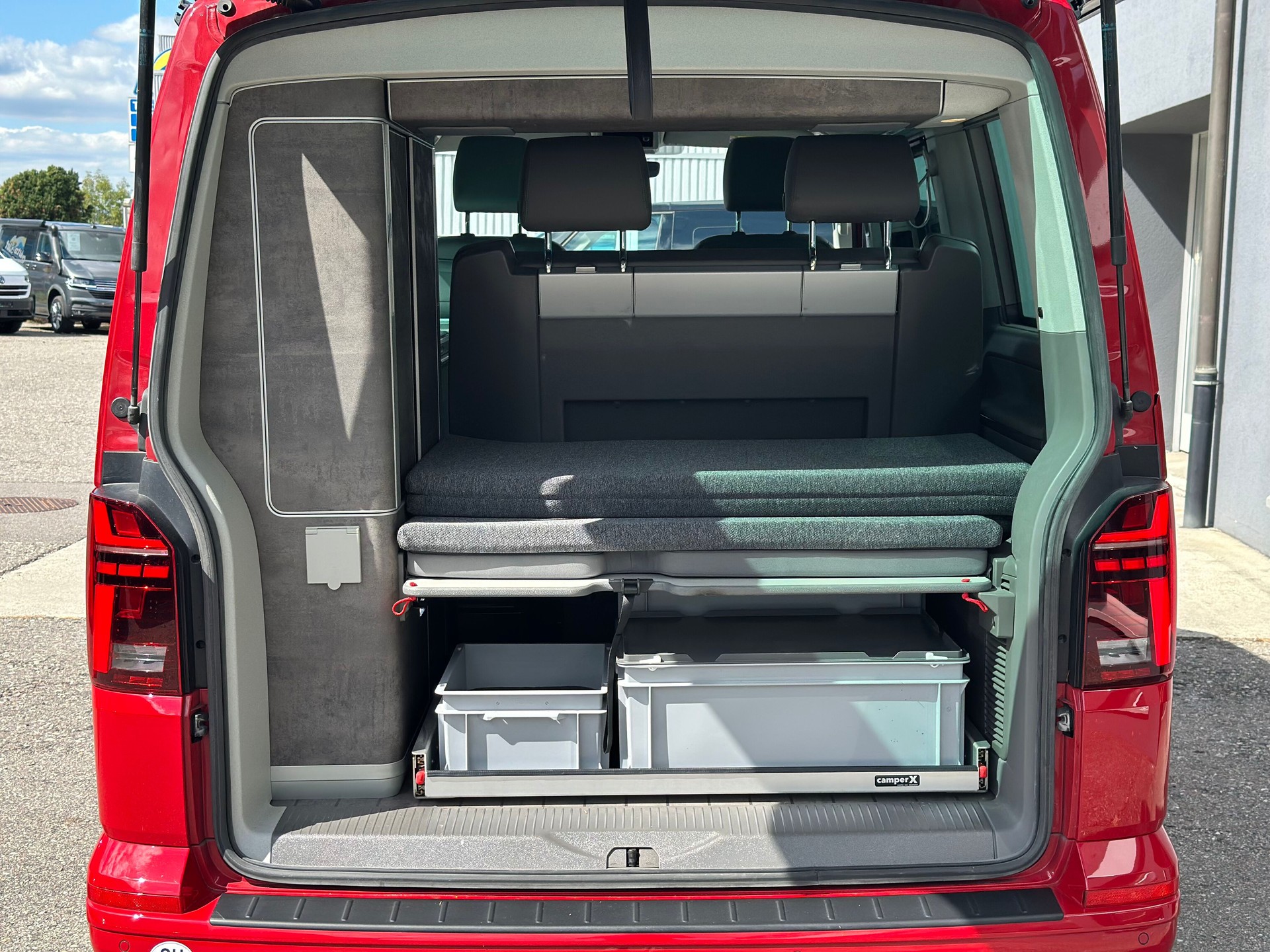 VW T6.1 California 2.0 TDI Ocean 4Motion DSG-image-9