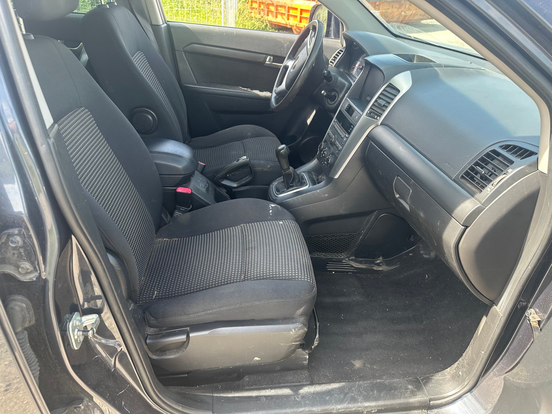 CHEVROLET Captiva 2.4 LS 4WD-image-9