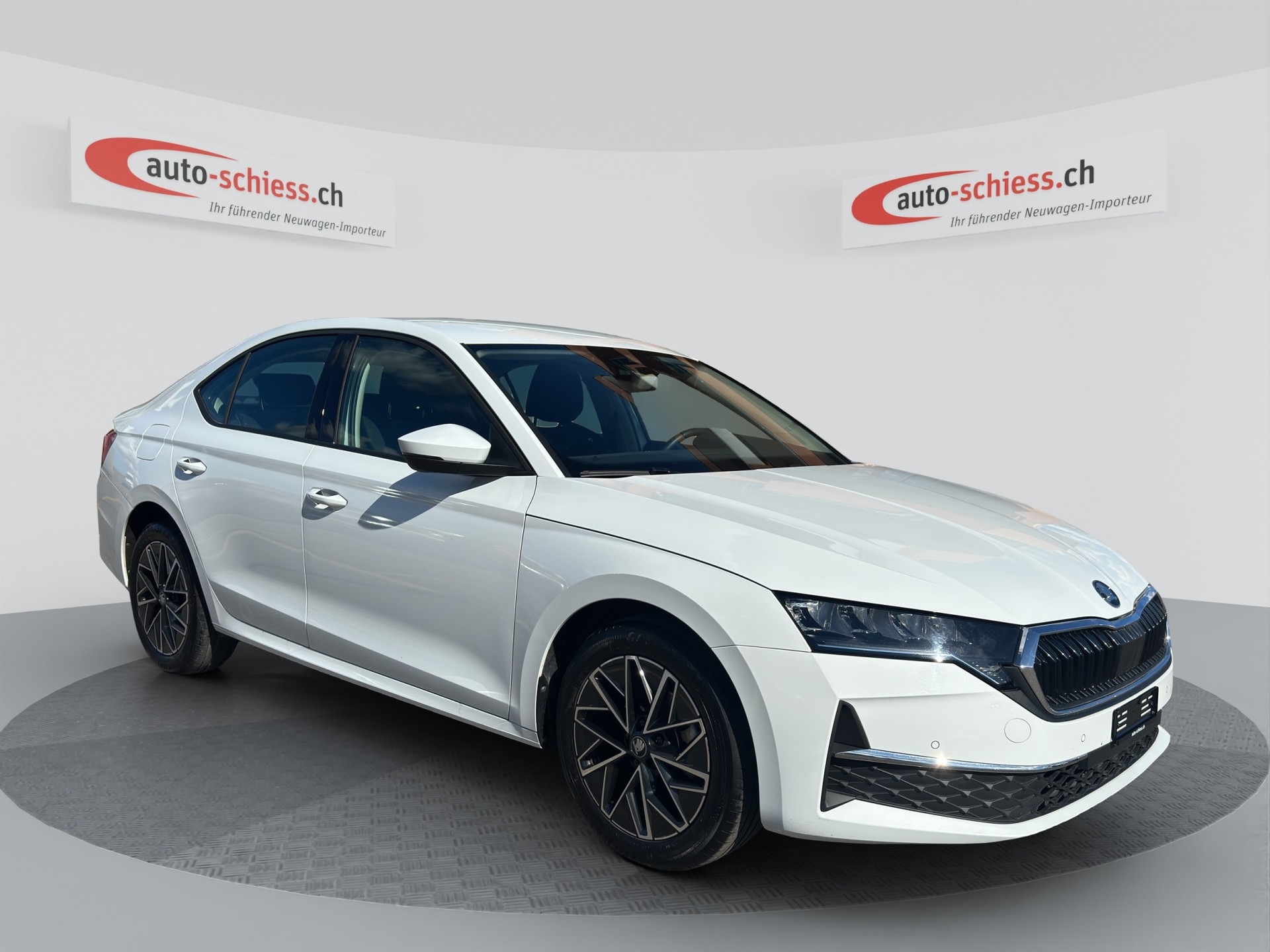 SKODA Octavia Lim. 1.5 TSI mHEV DSG-image-0