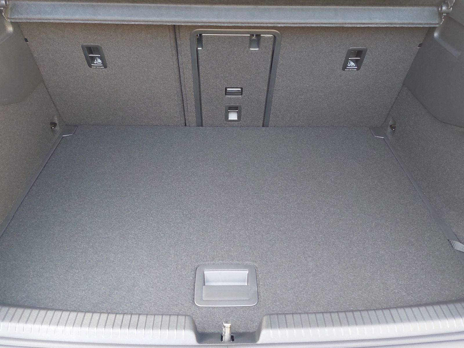 VW ID.3 Neo 79 kWh 231 PS Style-image-11