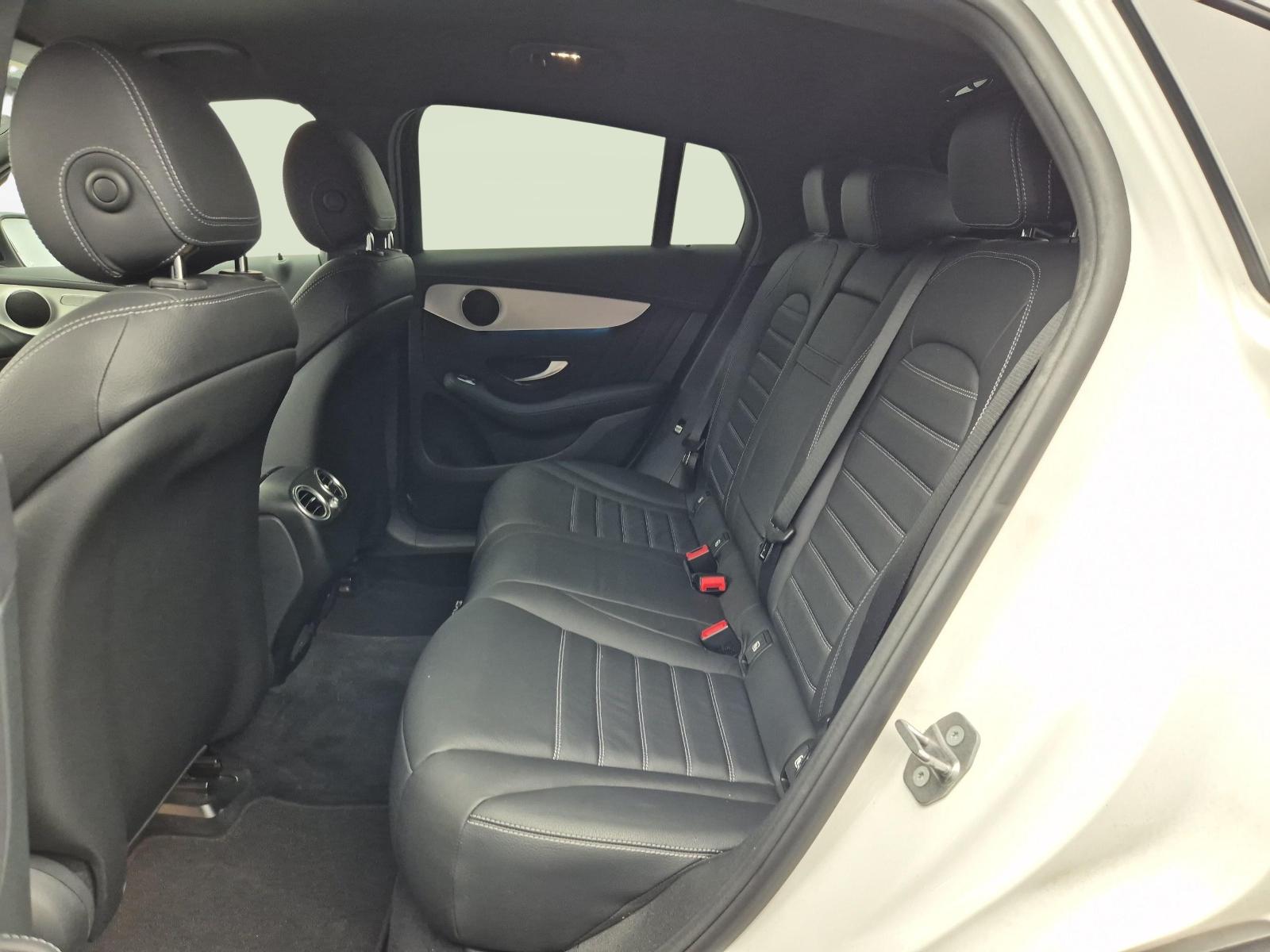 MERCEDES-BENZ GLC 43 AMG 4m Coupé-image-3
