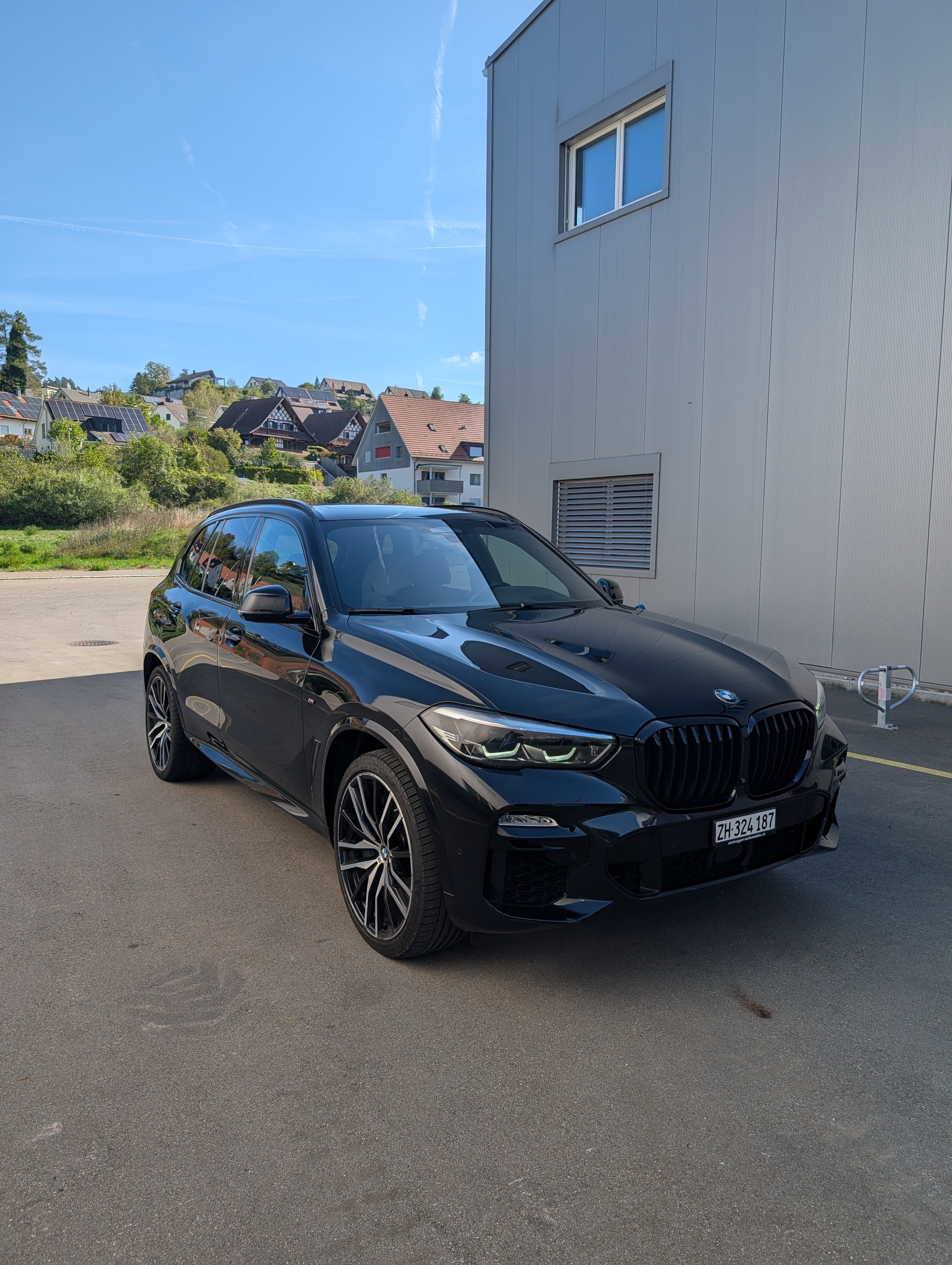 BMW M50d xDrive-image-1