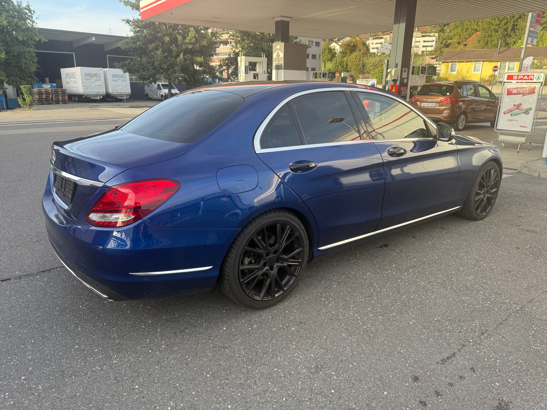 MERCEDES-BENZ C 400 4Matic 7G-Tronic-image-2