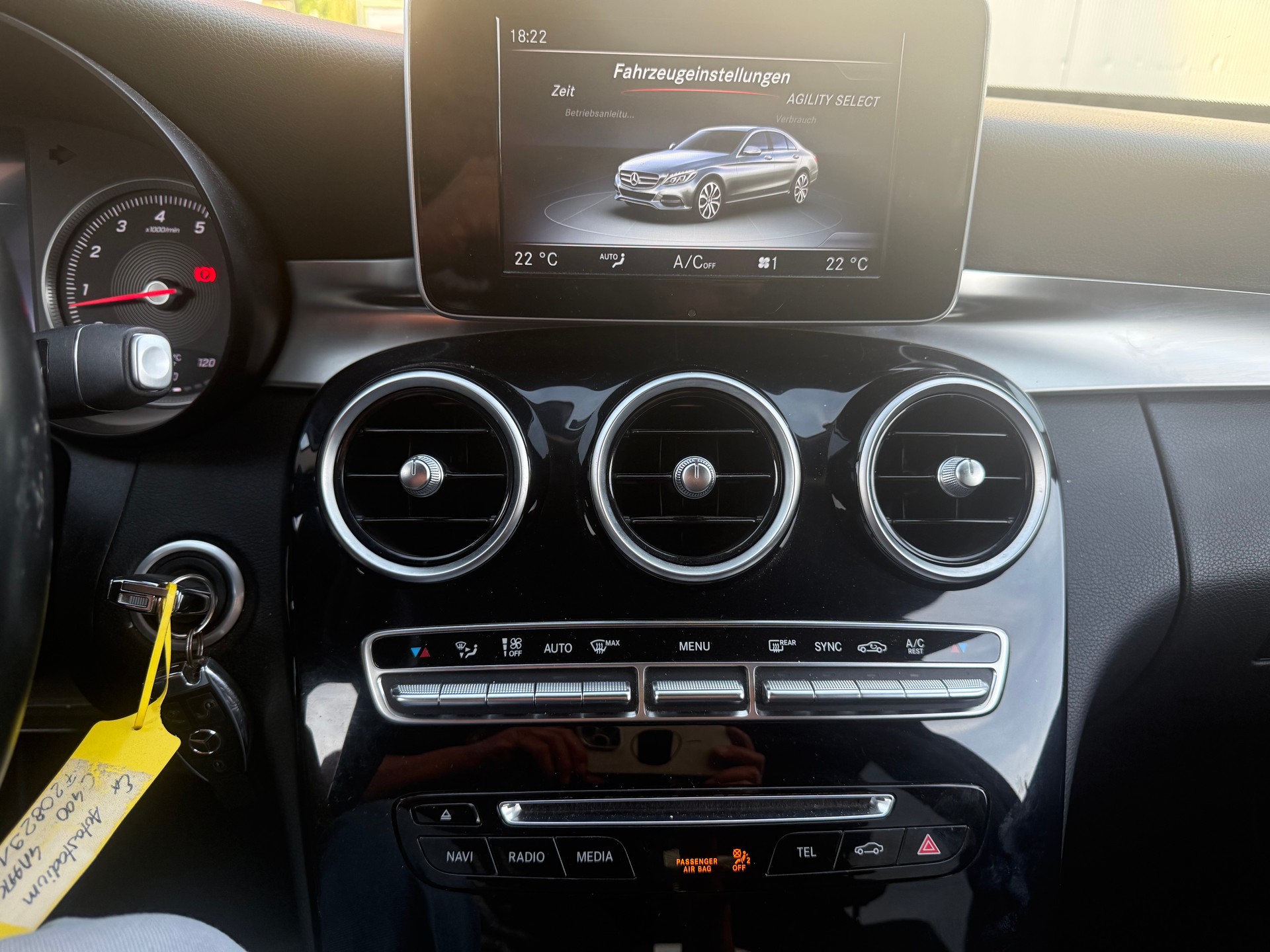 MERCEDES-BENZ C 400 4Matic 7G-Tronic-image-14