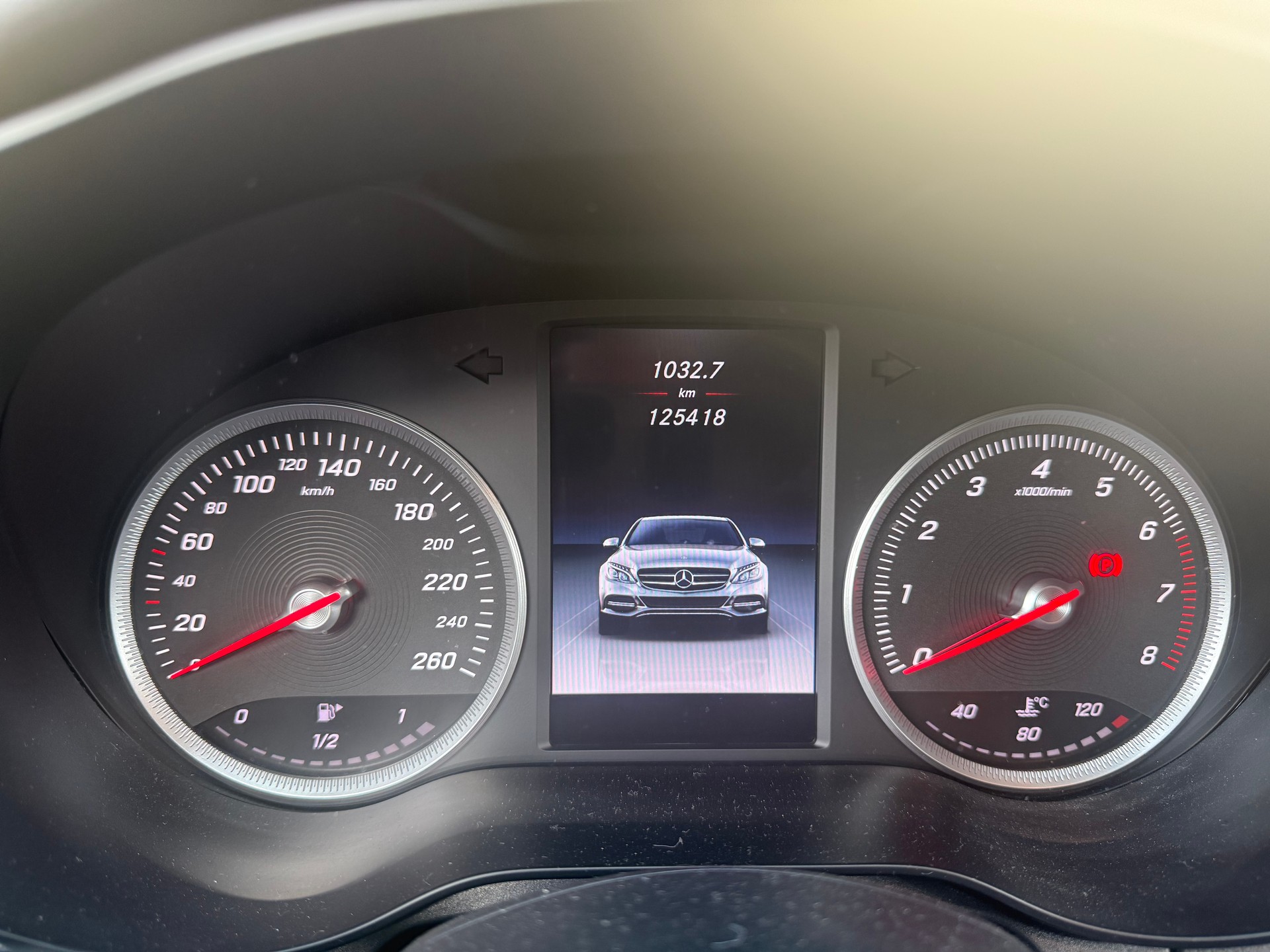 MERCEDES-BENZ C 400 4Matic 7G-Tronic-image-12
