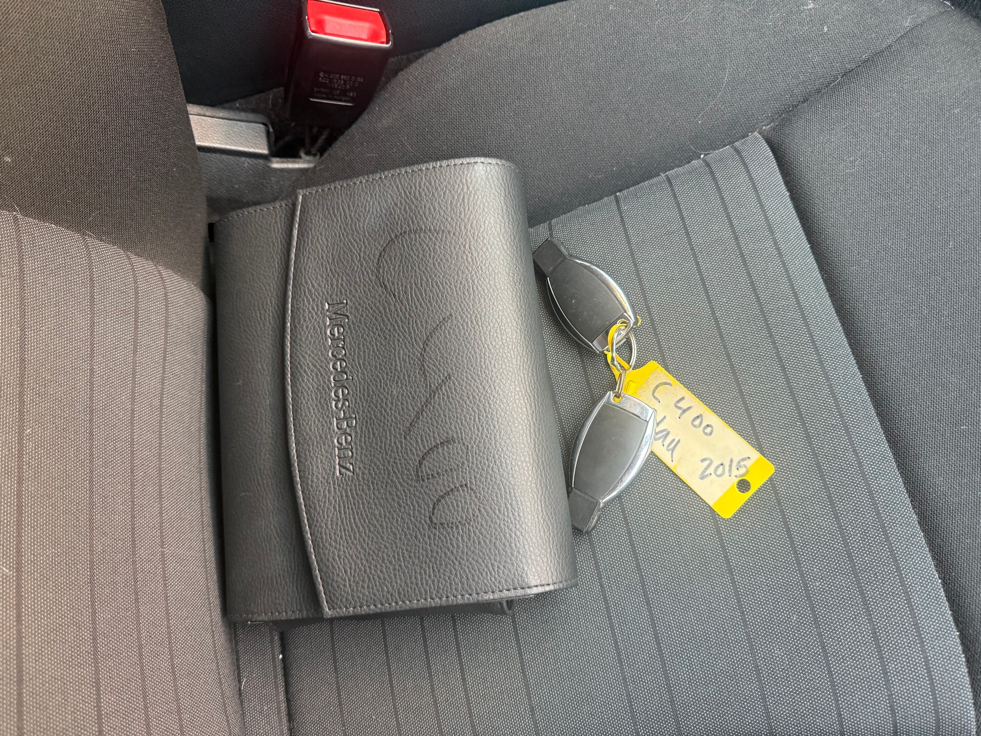 MERCEDES-BENZ C 400 4Matic 7G-Tronic-image-6