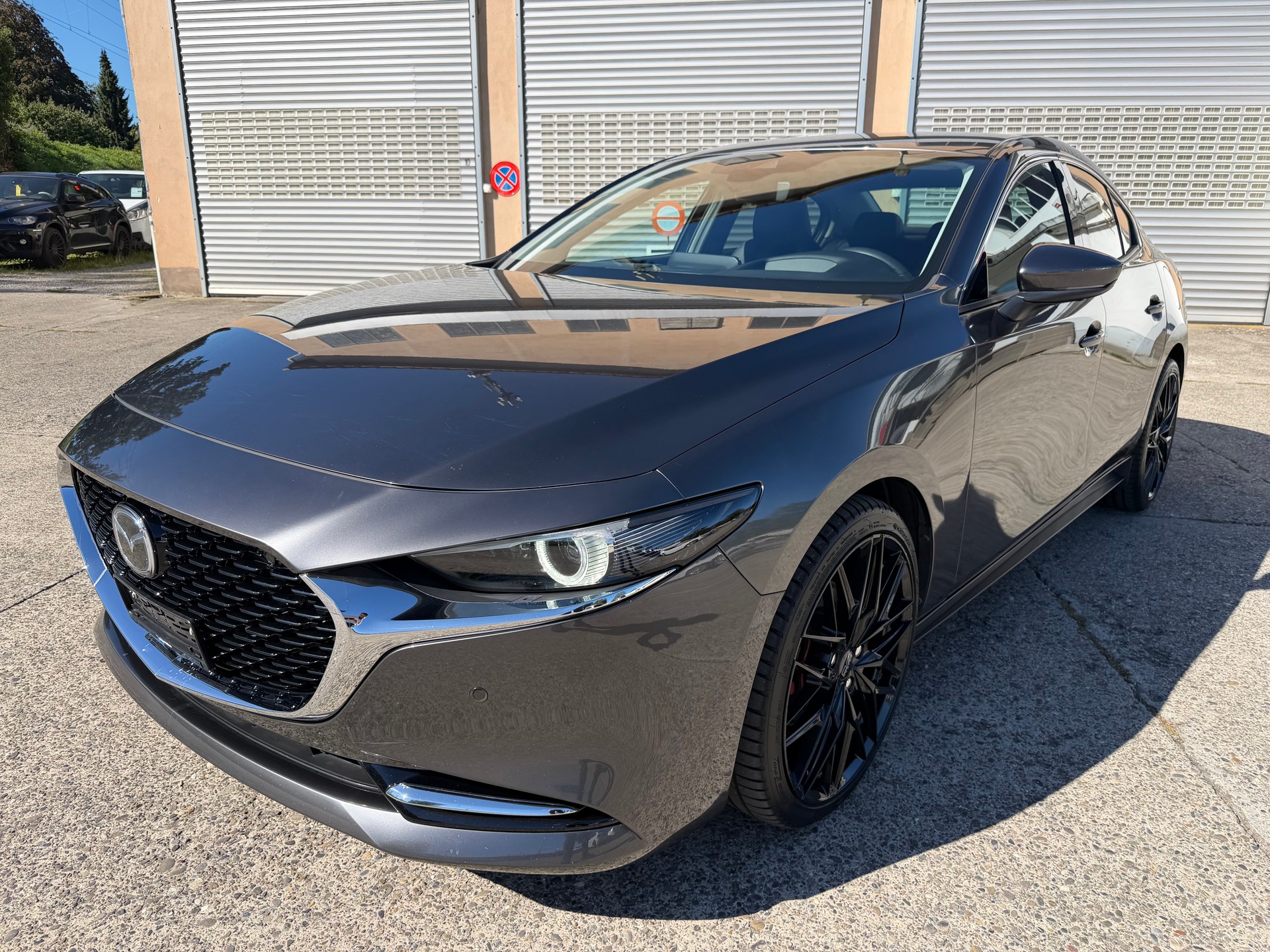 MAZDA 3 Sedan SKYACTIV-X M Hybrid 180 Revolution Automat-image-0