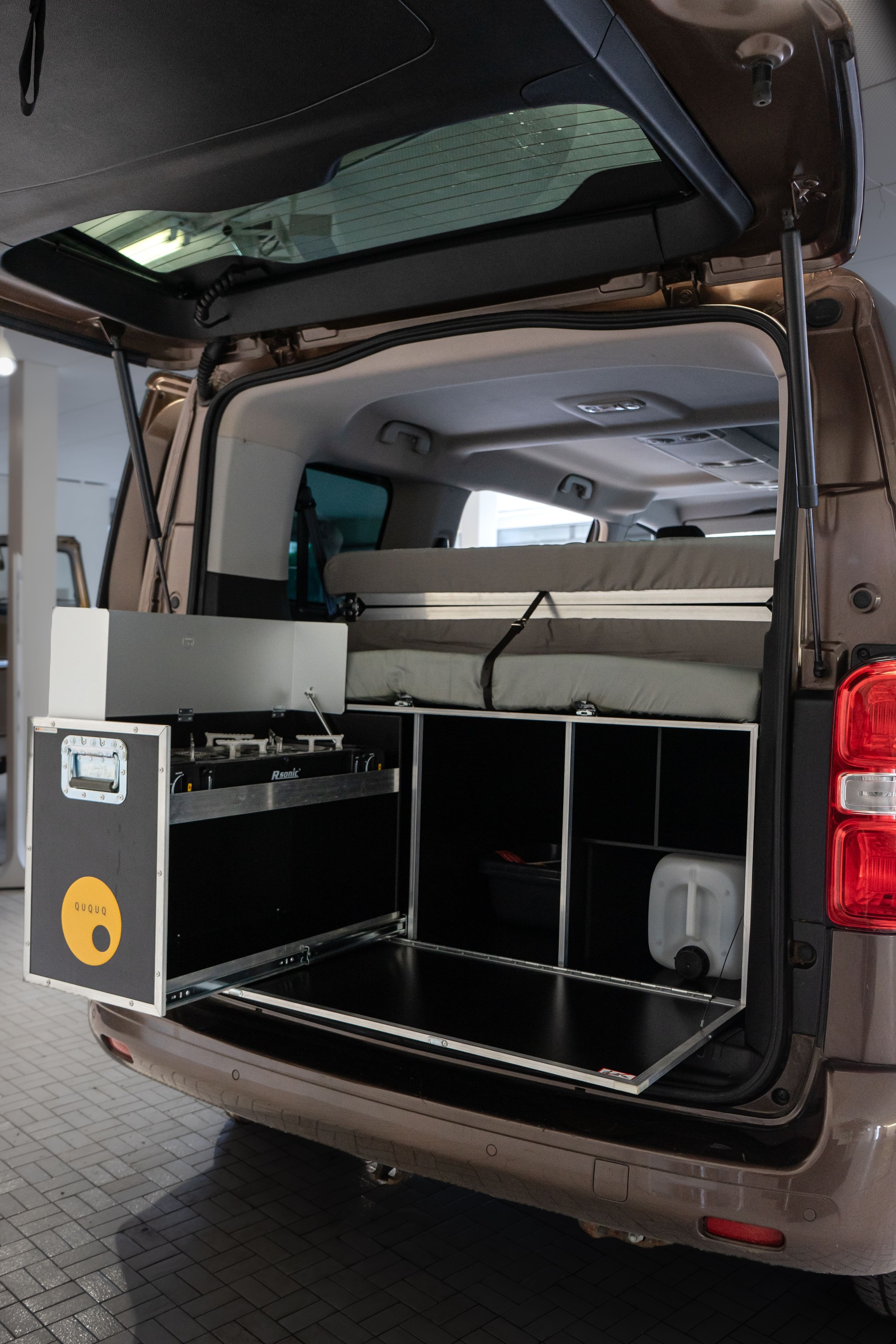 TOYOTA Proace Verso 2.0 D-4D Family Medium Automatic-image-1