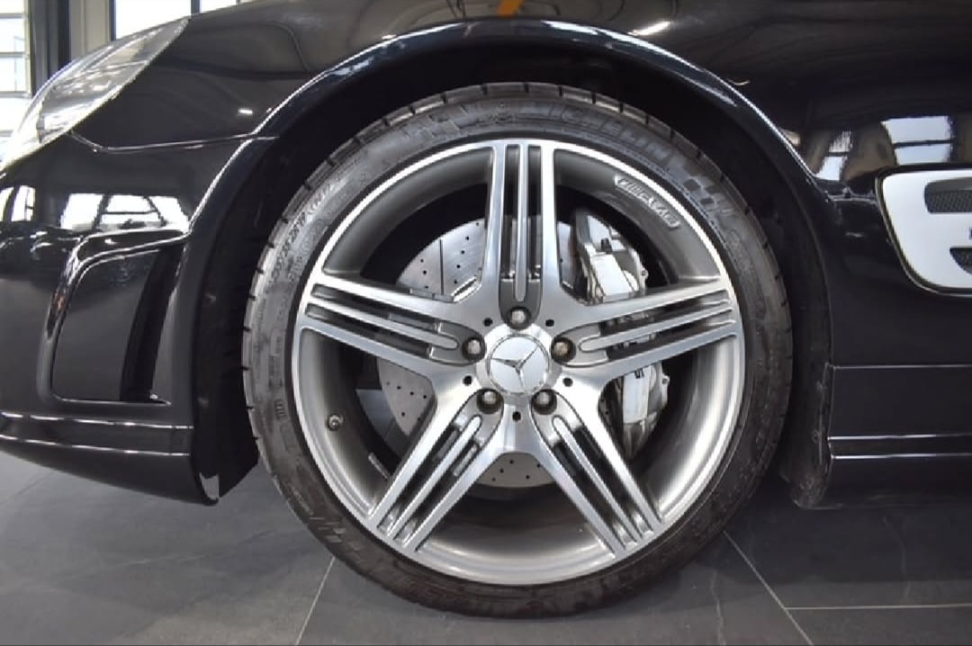 MERCEDES-BENZ SL 63 AMG Speedshift MCT-image-3