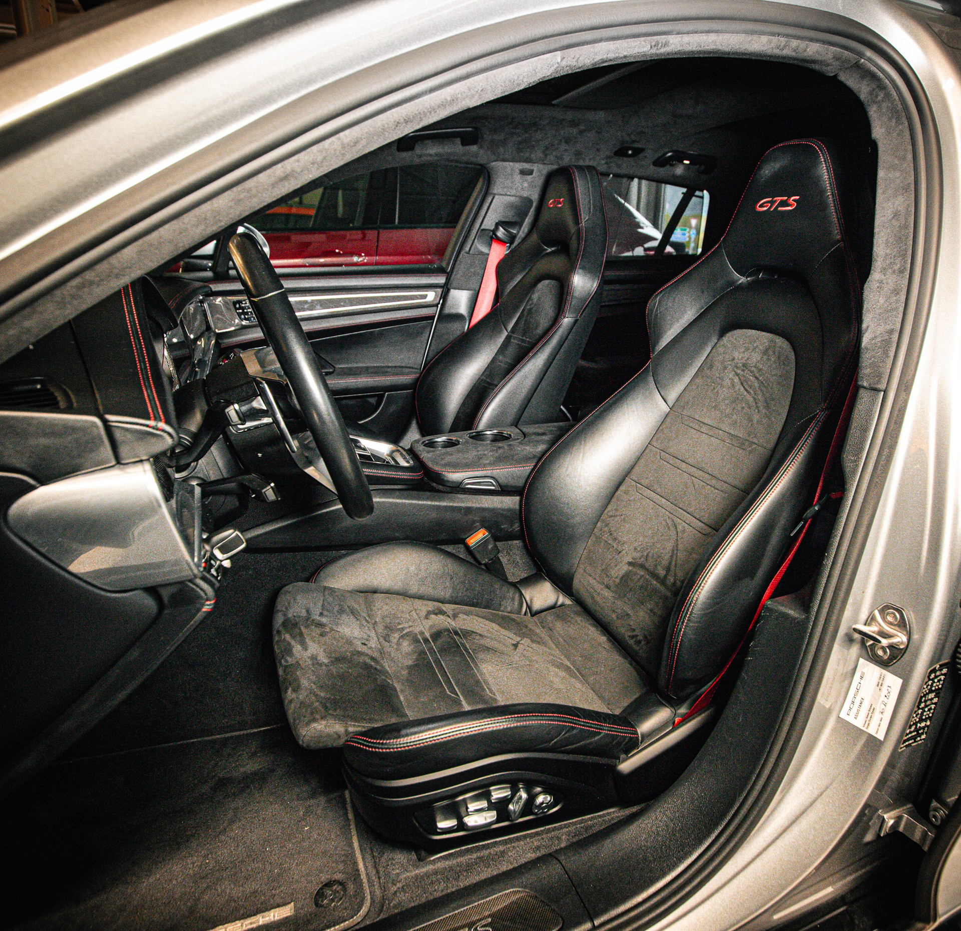 PORSCHE Panamera GTS Sport Turismo PDK-image-9