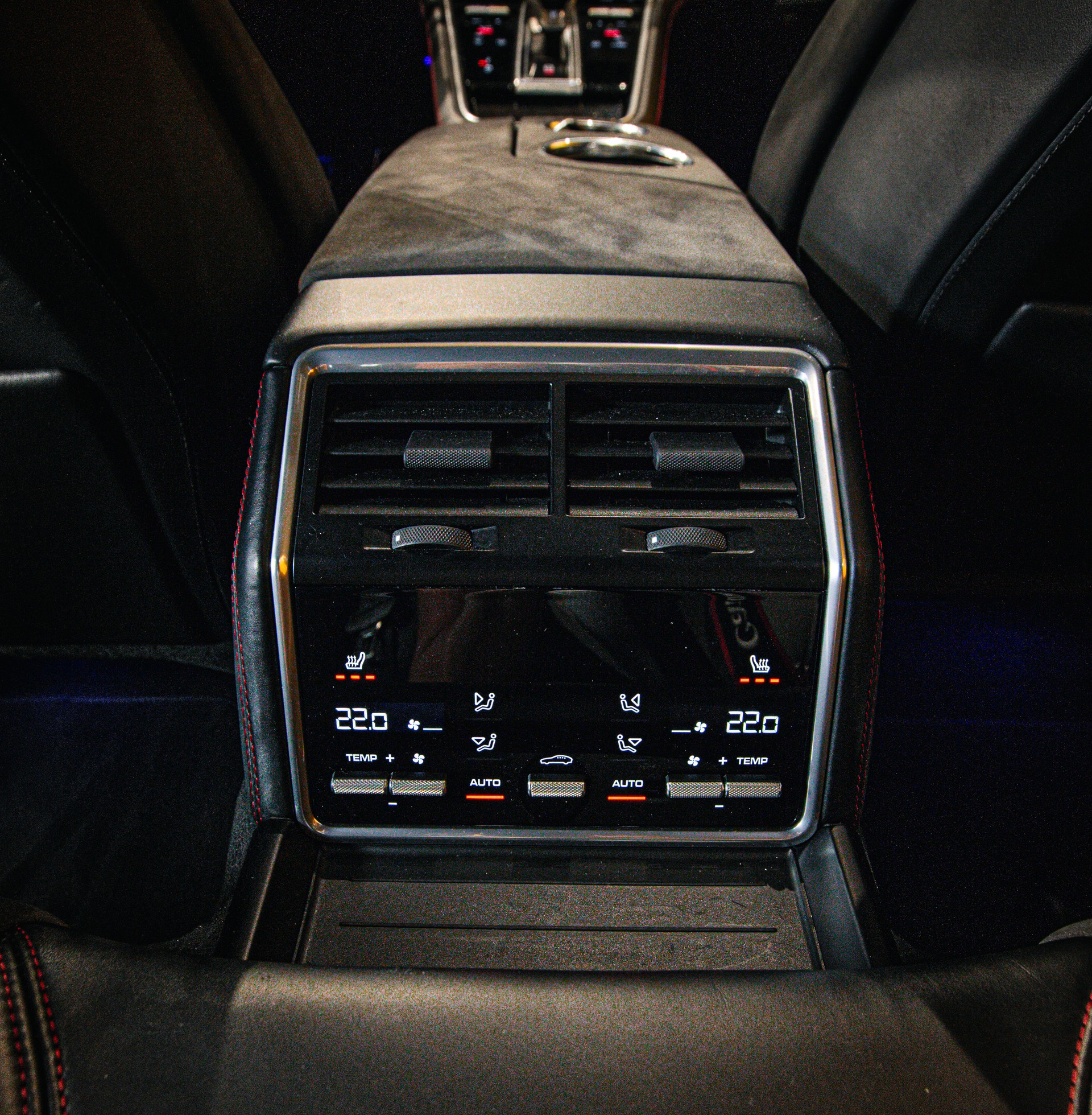 PORSCHE Panamera GTS Sport Turismo PDK-image-13