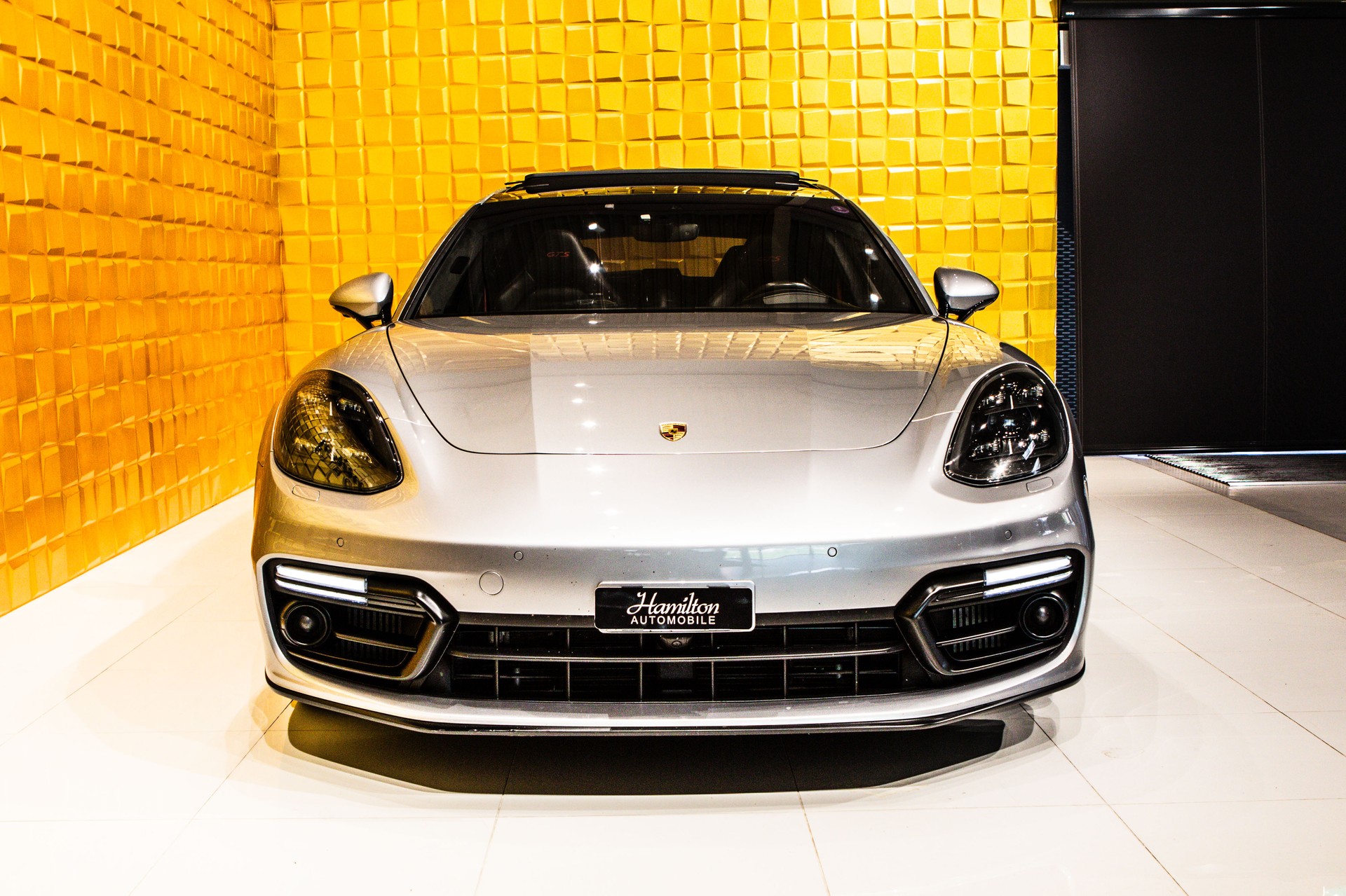 PORSCHE Panamera GTS Sport Turismo PDK-image-2