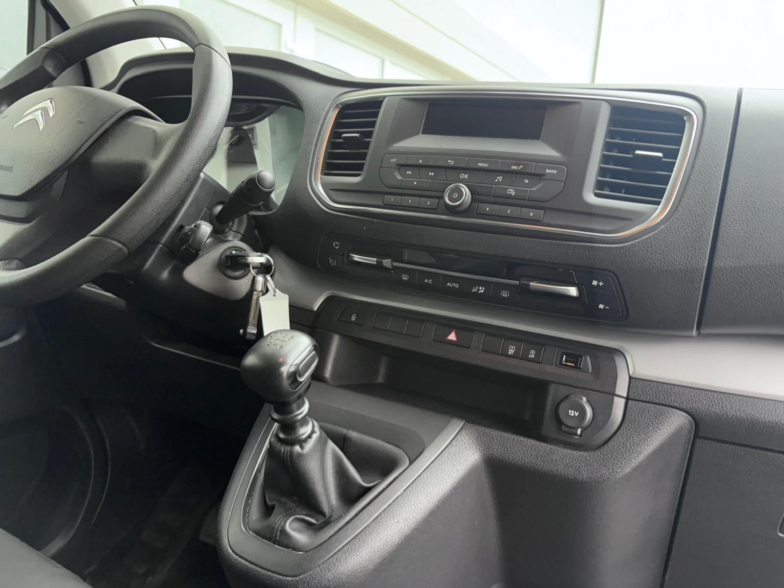 CITROEN Spacetourer 2.0 BlueHDi Shine M-image-8