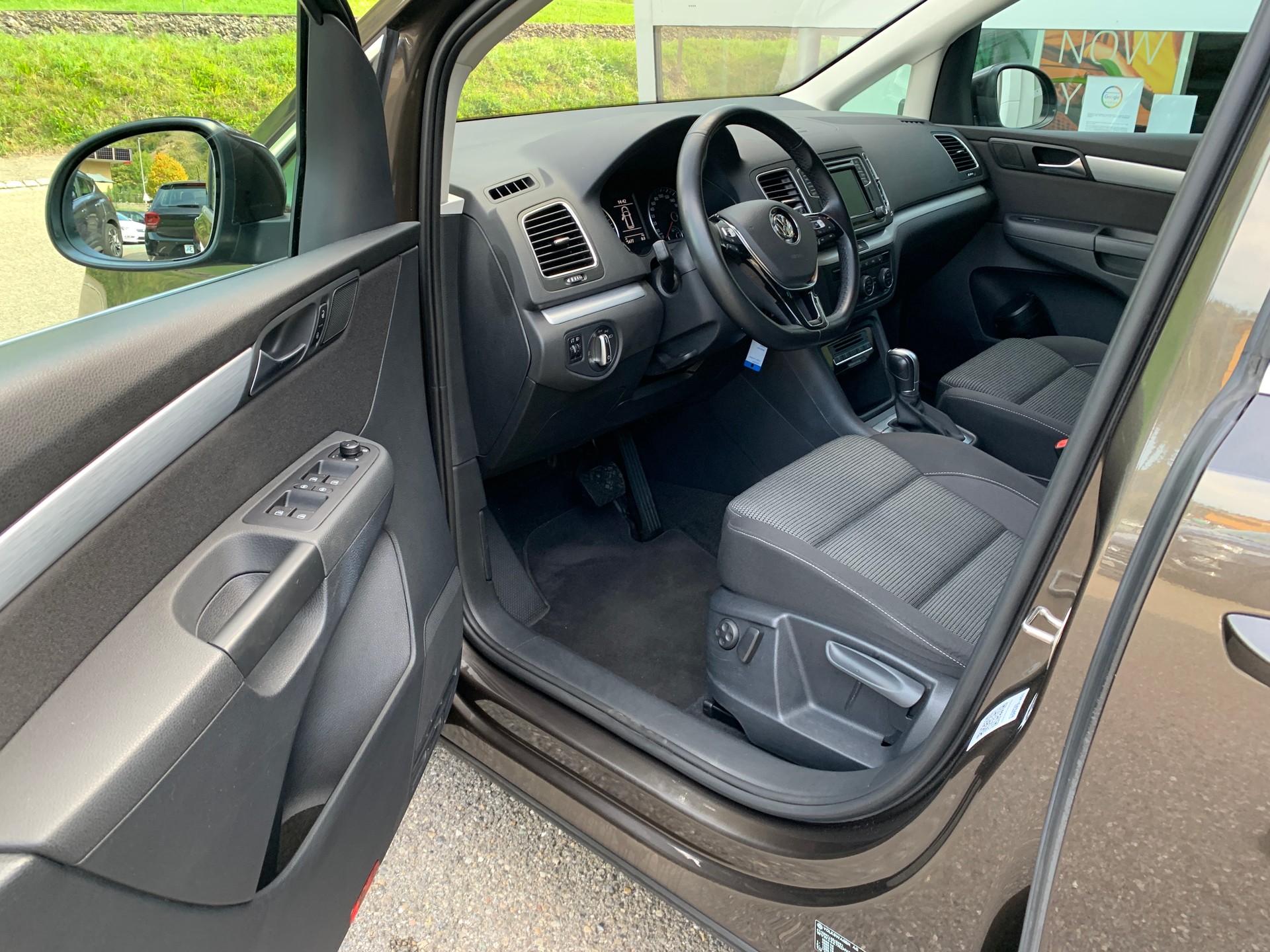 VW Sharan 2.0 TDI BMT Comfortline 4Motion DSG-image-7