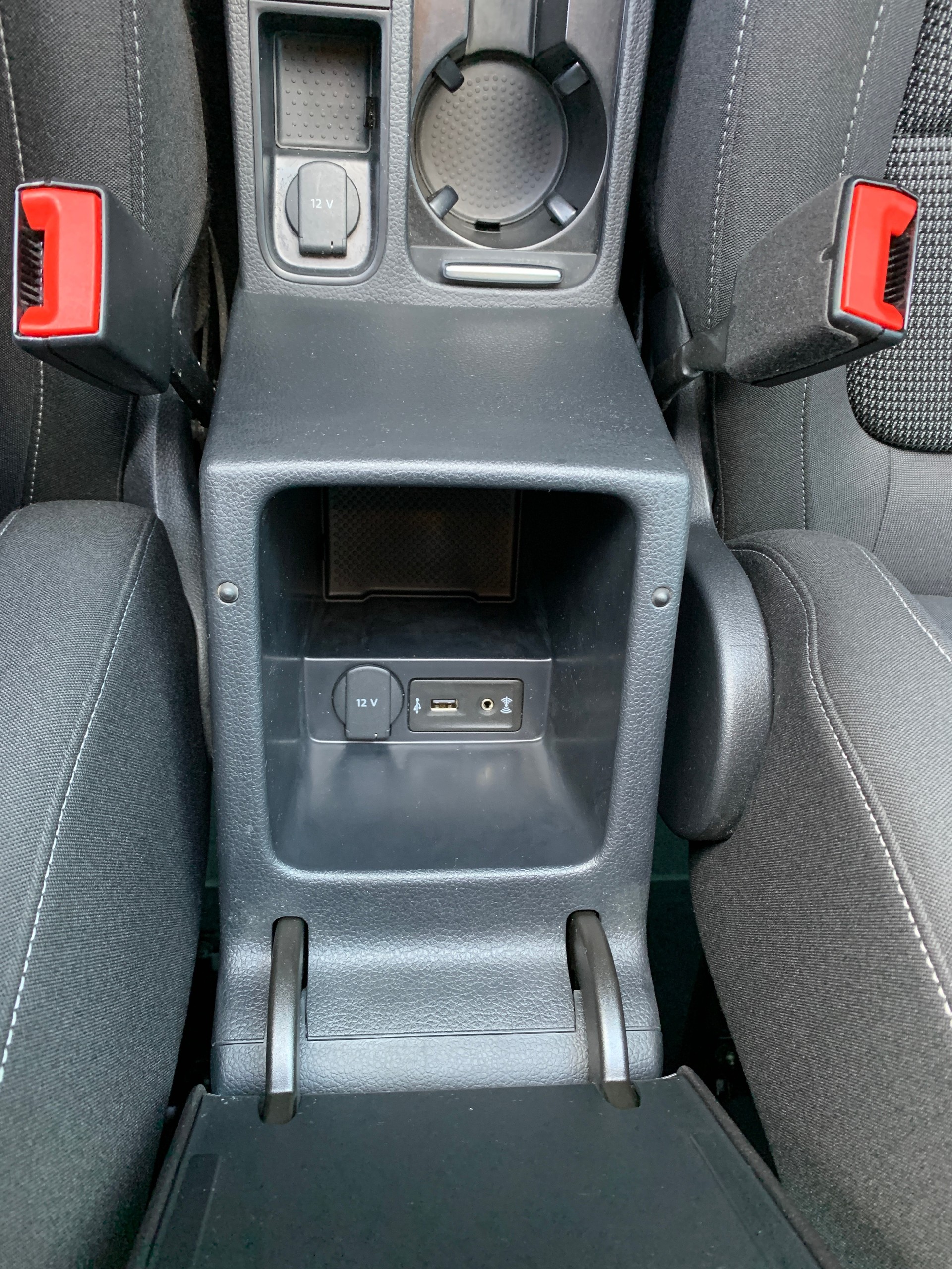 VW Sharan 2.0 TDI BMT Comfortline 4Motion DSG-image-14