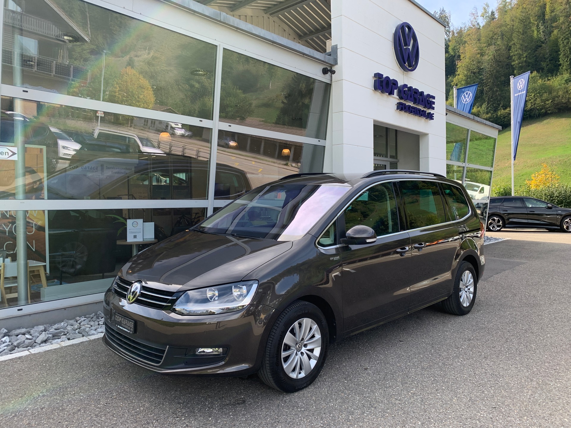 VW Sharan 2.0 TDI BMT Comfortline 4Motion DSG-image-0