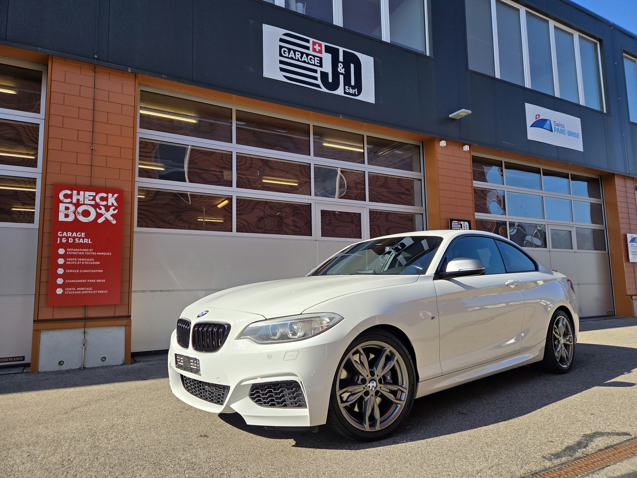 Car photo