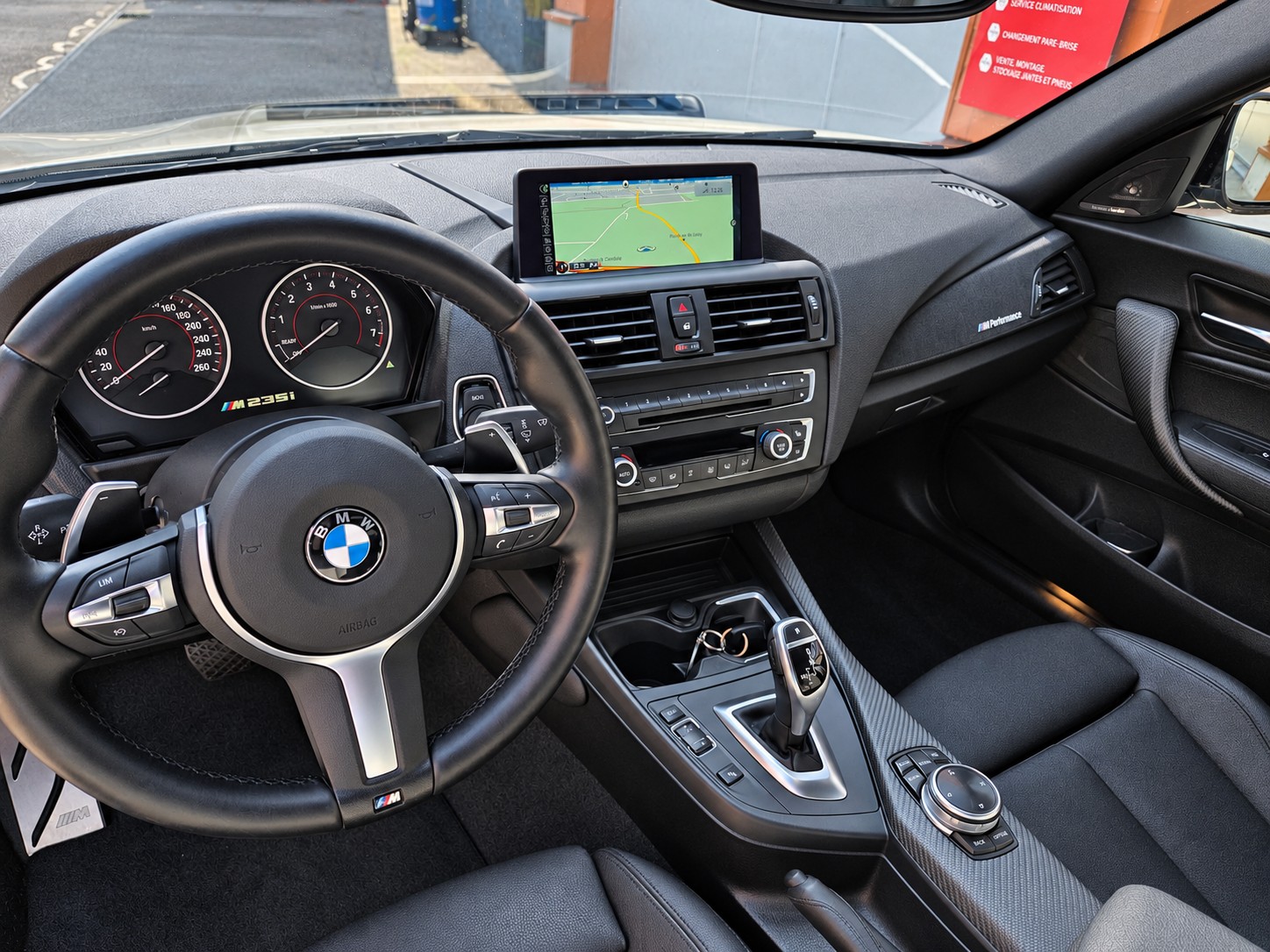 BMW M235i Steptronic-image-7
