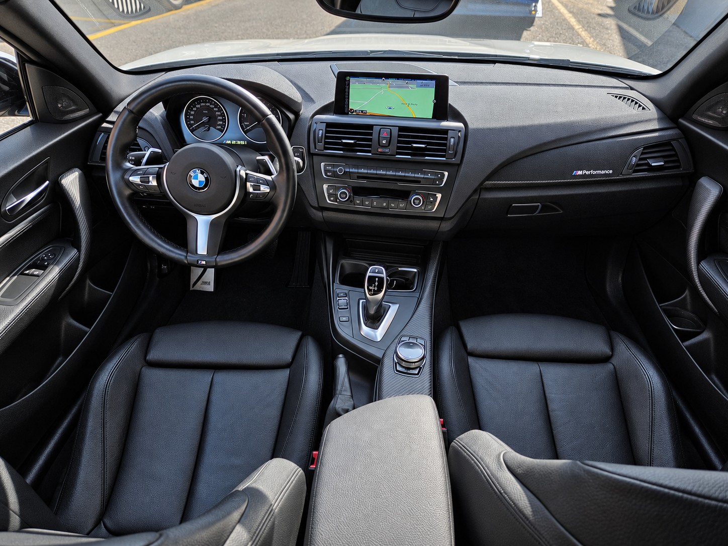 BMW M235i Steptronic-image-6