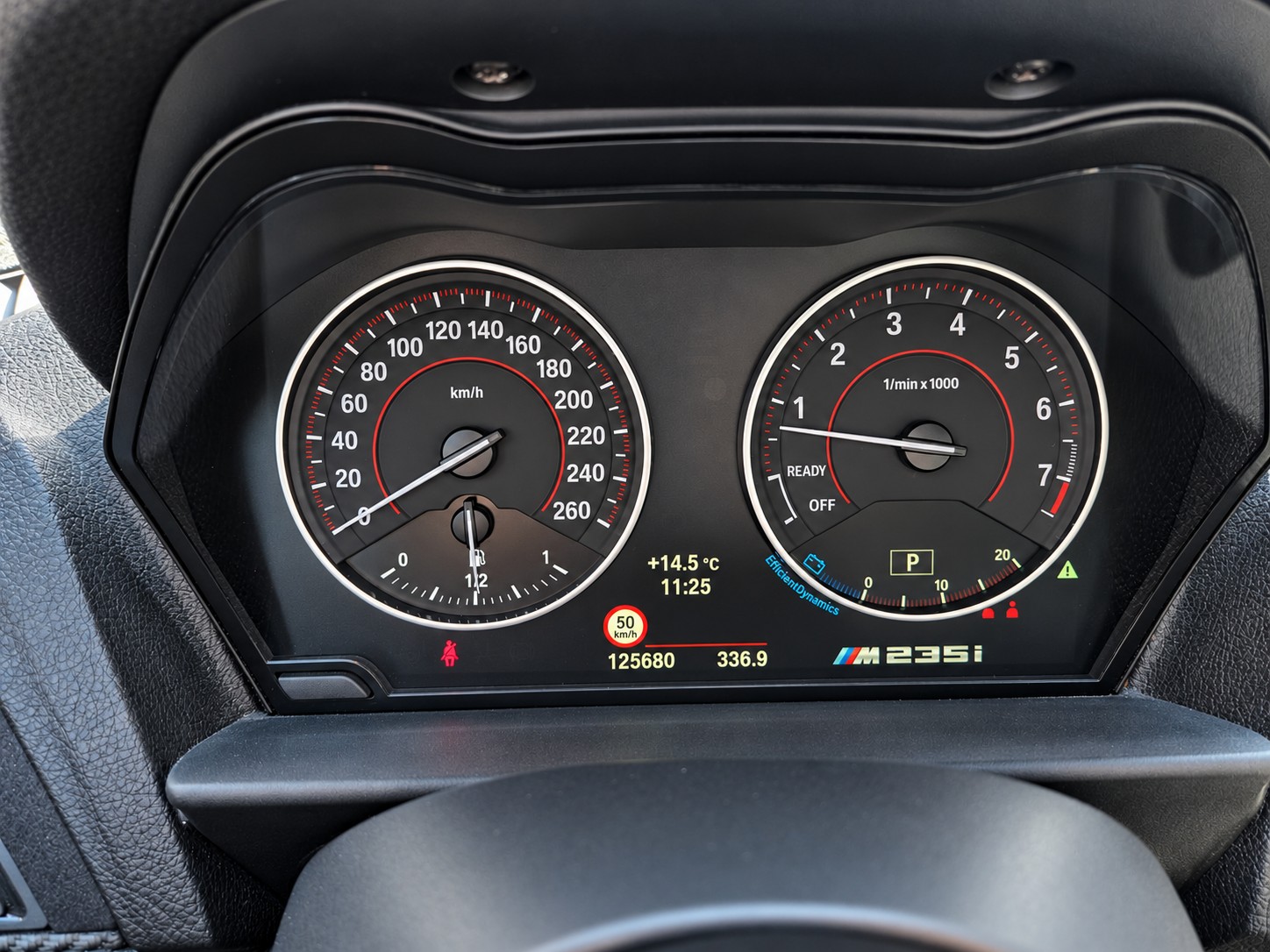 BMW M235i Steptronic-image-9