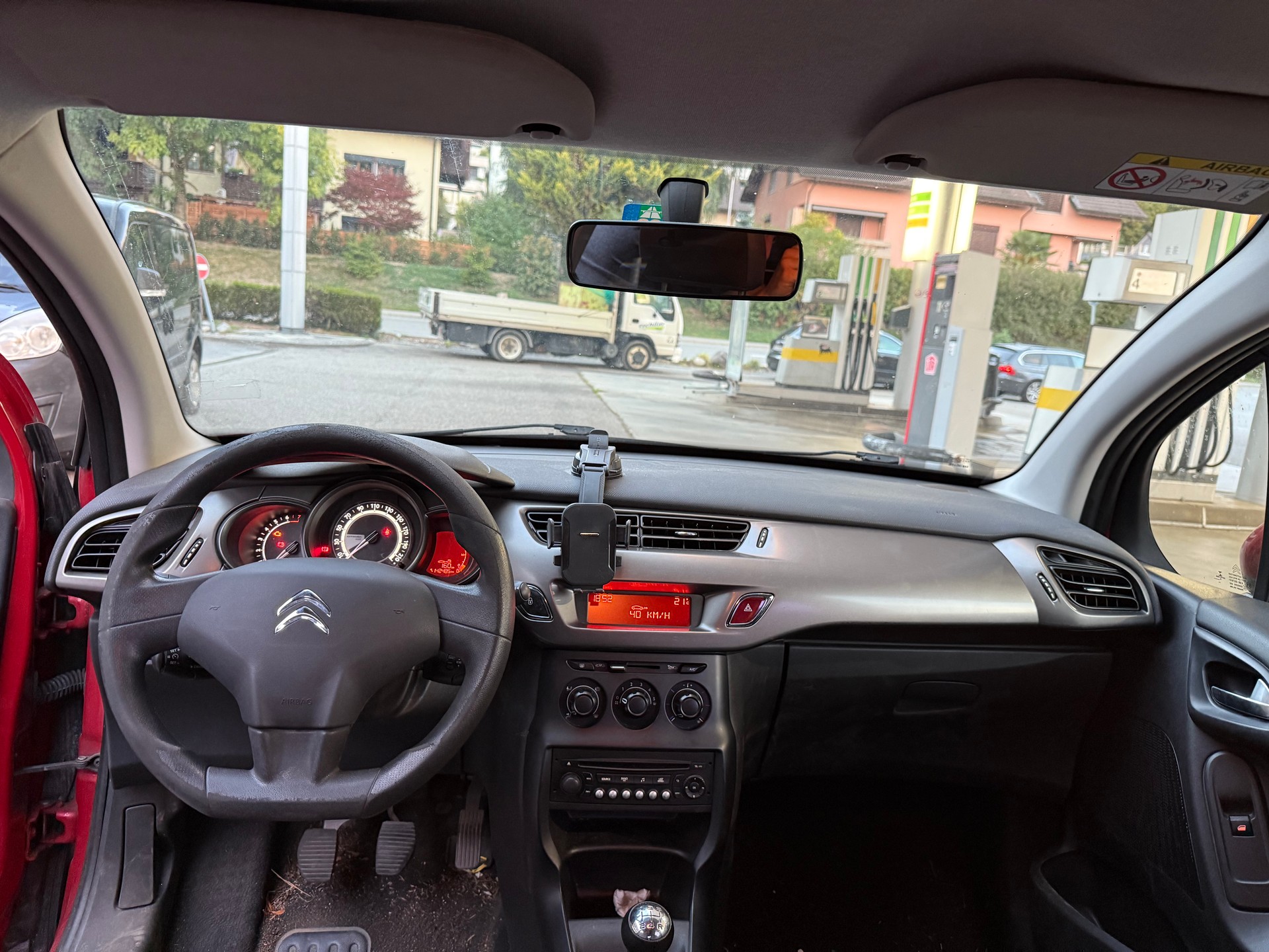 CITROEN C3 1.2i Exclusive-image-8