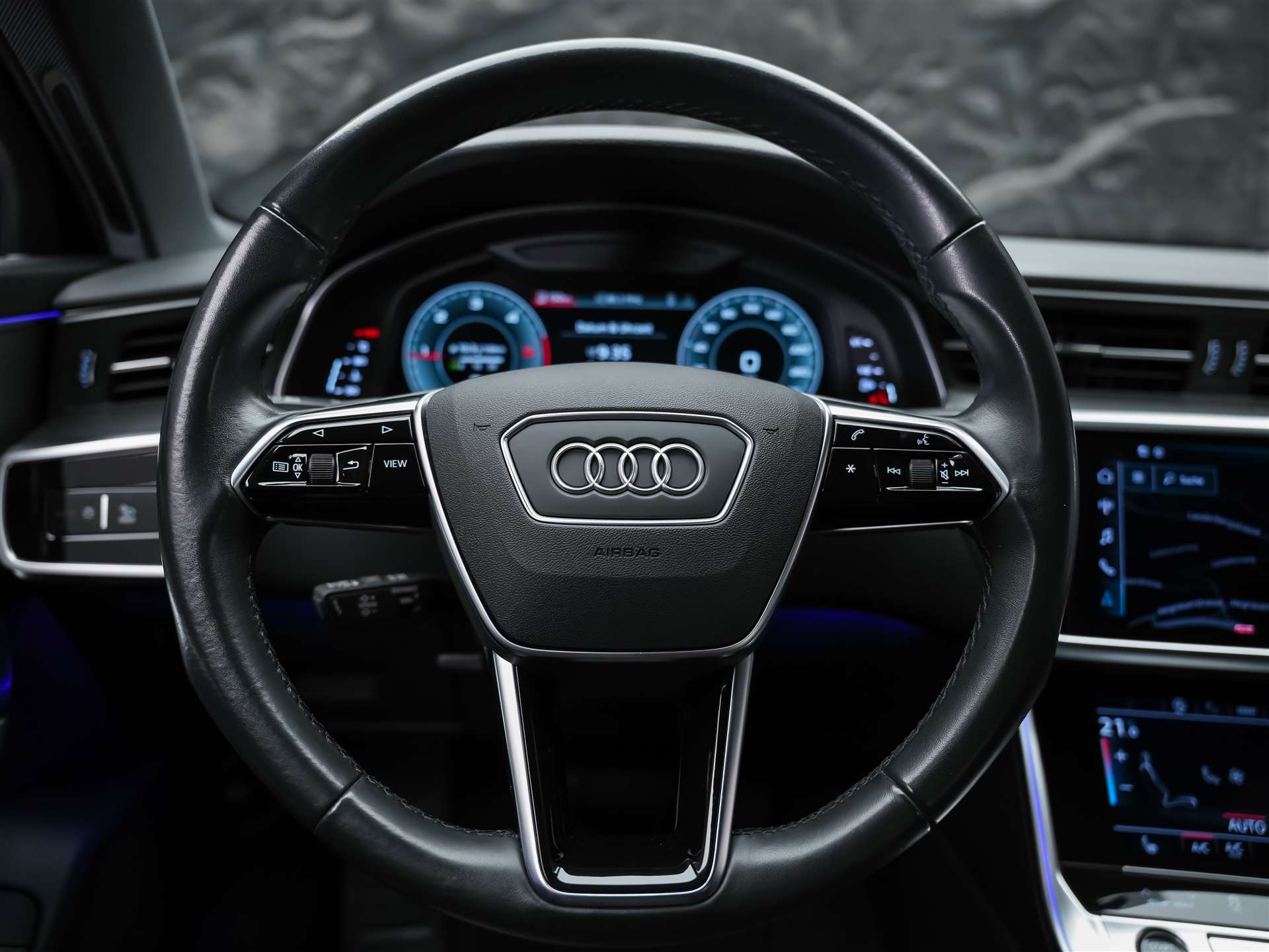 AUDI A6 Limousine 40 TDI Sport quattro S-tronic *ALL BLACK*21" Felgen*Voll Leder*-image-27