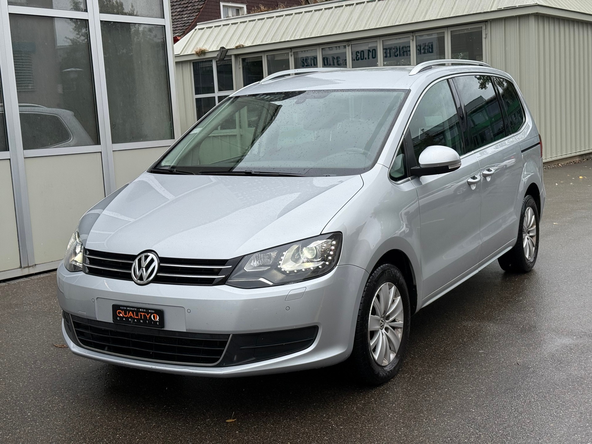 VW Sharan 2.0 TDI BMT Startline Trendline DSG-image-2