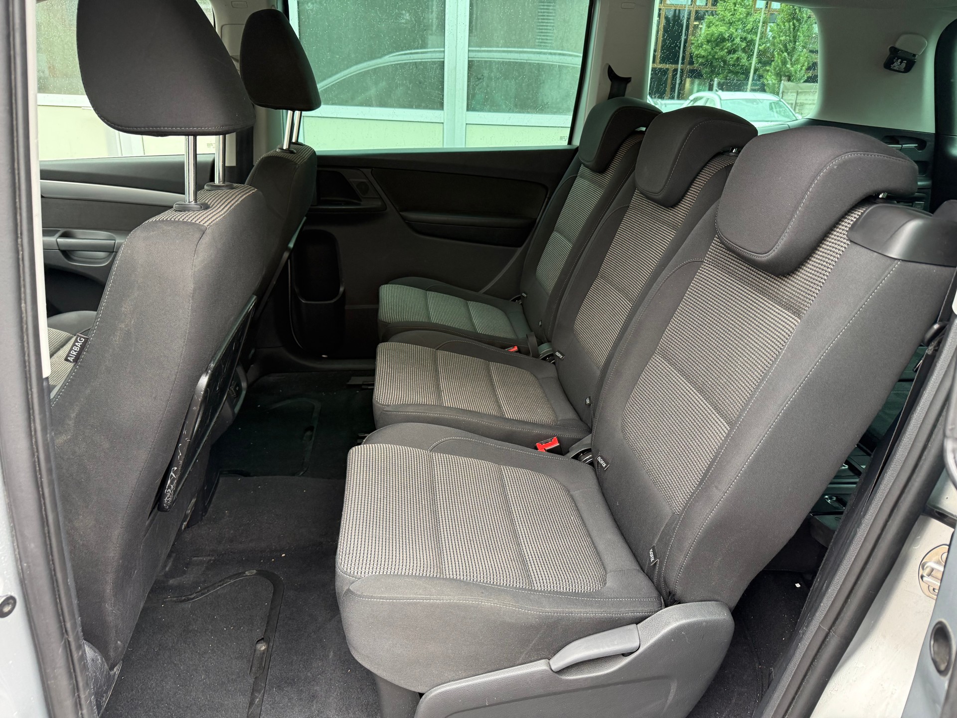 VW Sharan 2.0 TDI BMT Startline Trendline DSG-image-10