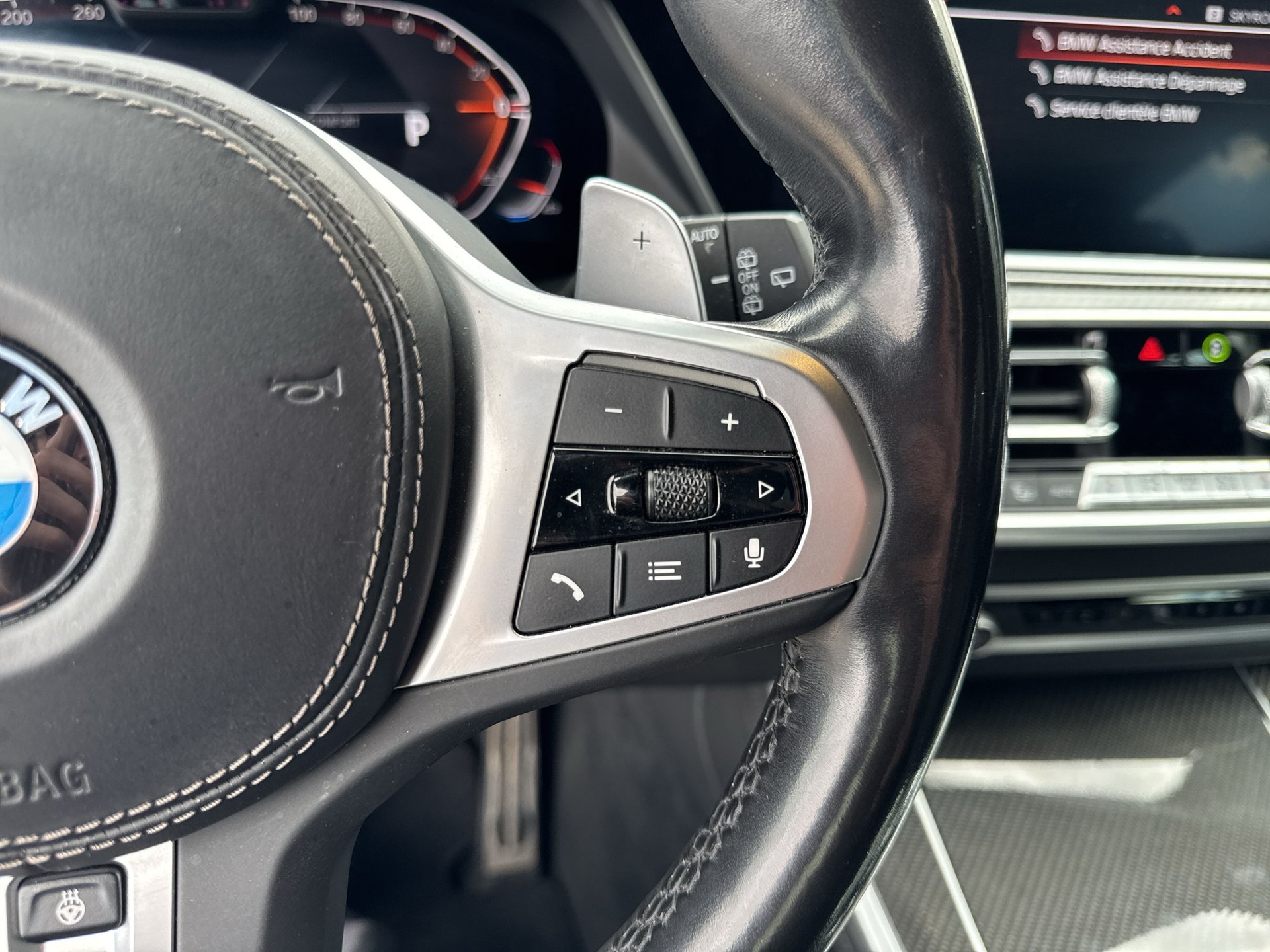 BMW X5 xDrive 48V 30d M Sport Steptronic-image-15