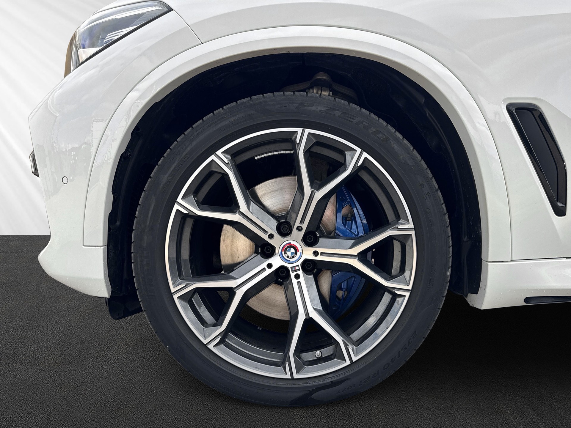 BMW X5 xDrive 48V 30d M Sport Steptronic-image-8