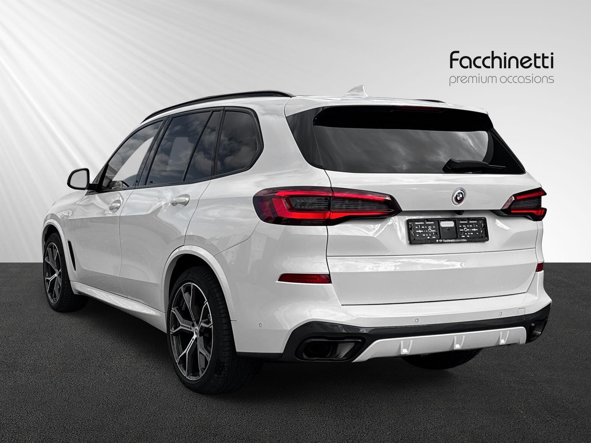 BMW X5 xDrive 48V 30d M Sport Steptronic-image-2