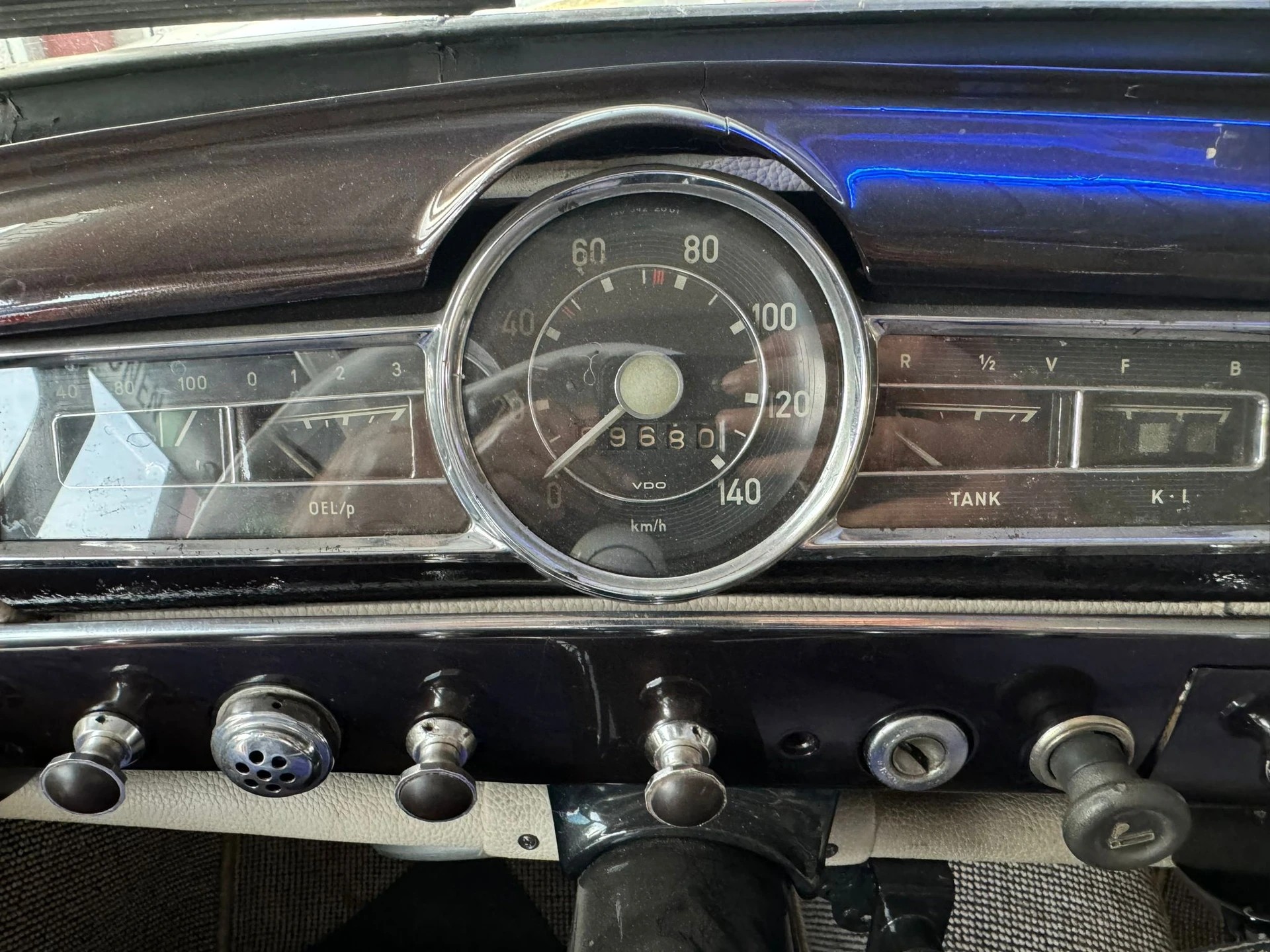 MERCEDES-BENZ 180 D PONTON *** 13.20 VORHANDEN **-image-14