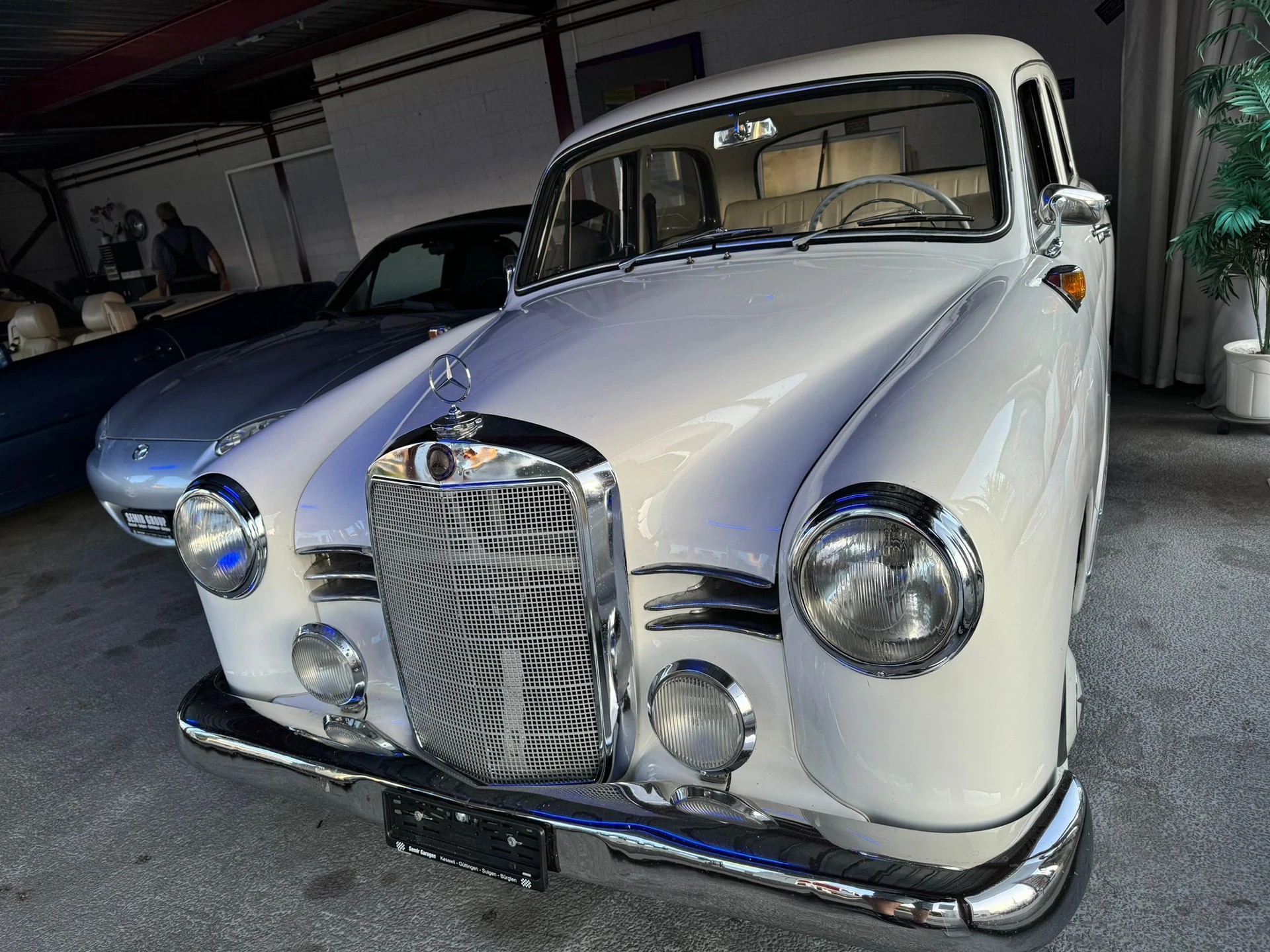 MERCEDES-BENZ 180 D PONTON *** 13.20 VORHANDEN **-image-0