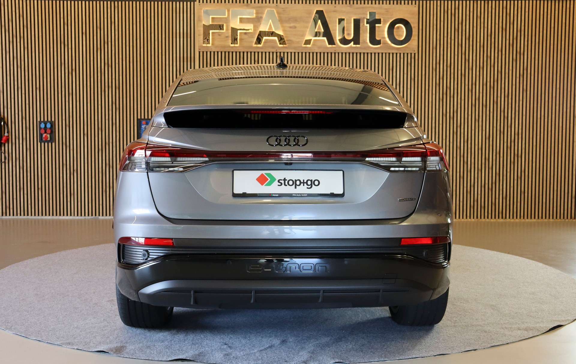 AUDI Q4 e-tron S Line Sportback 50 quattro-image-7