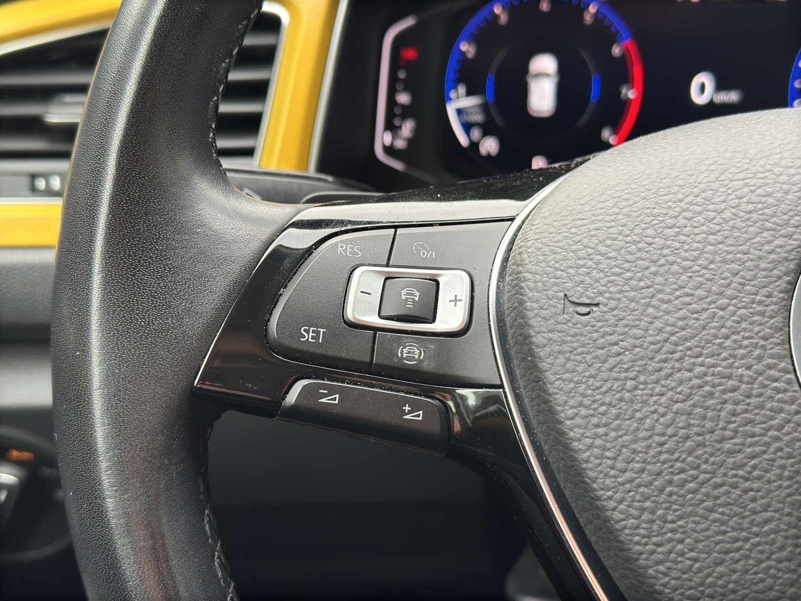 VW T-Roc 2.0 TSI Advance DSG 4Motion-image-27